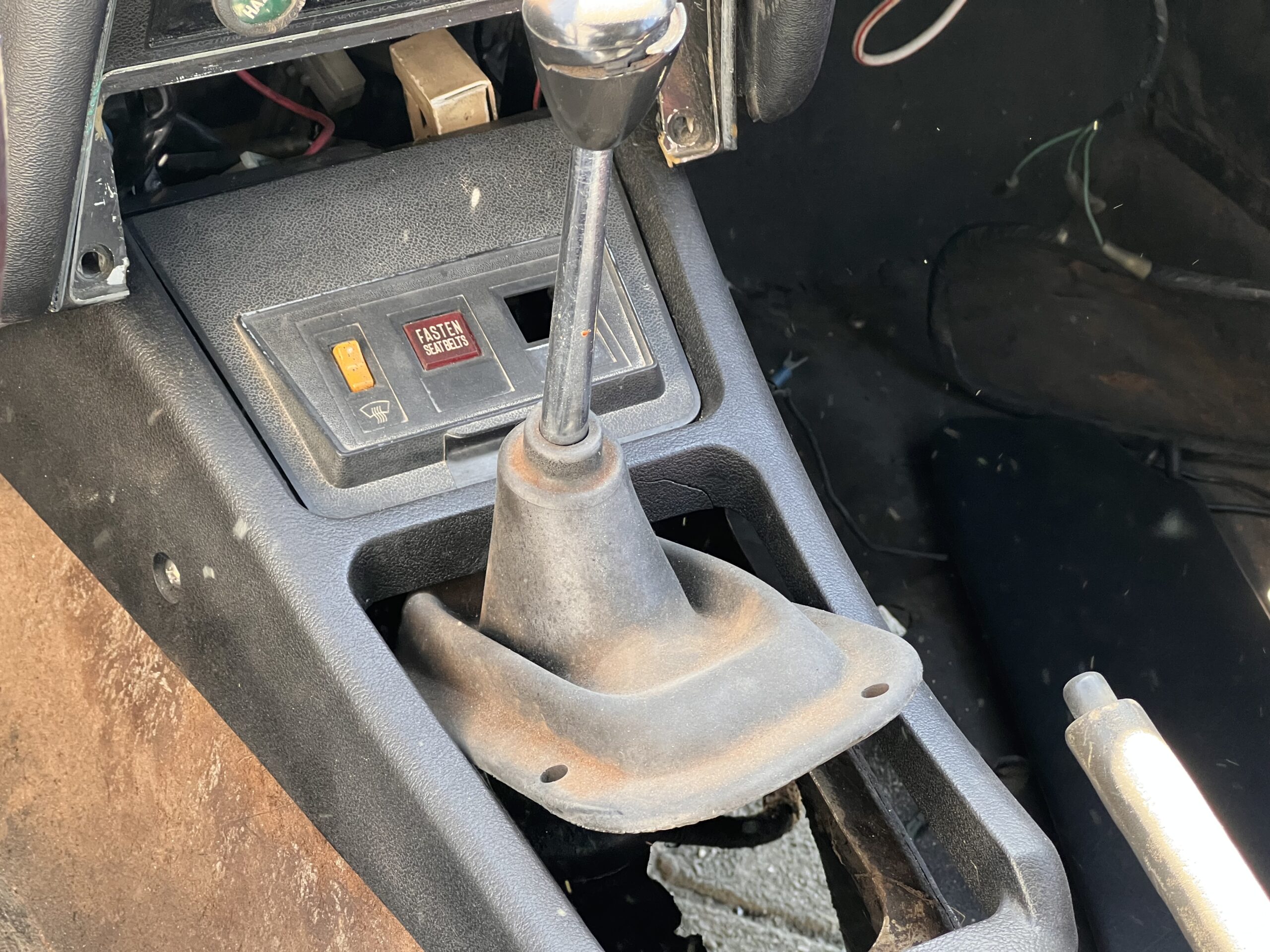 
								Datsun 240z full									