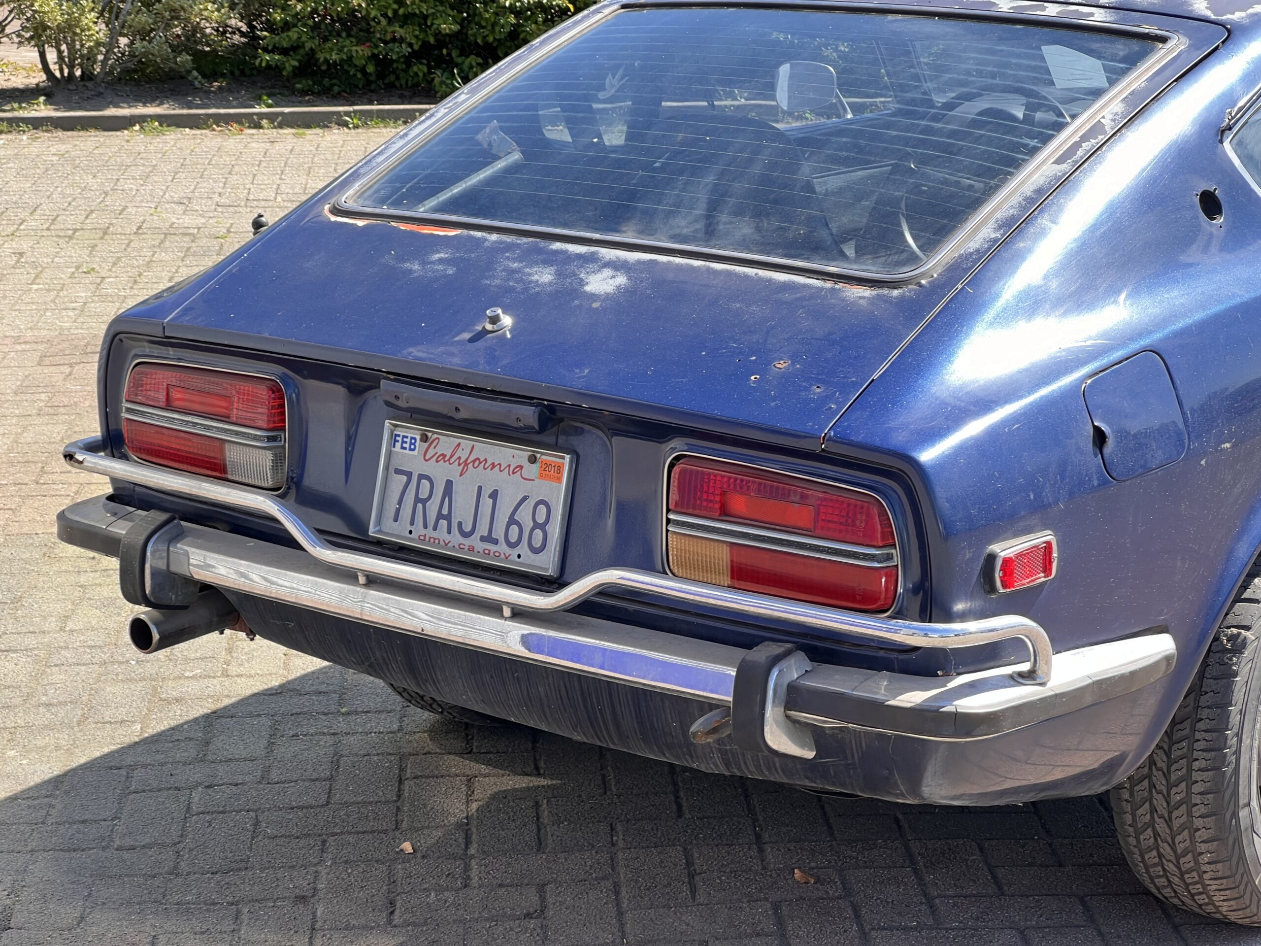 
								Datsun 240z full									