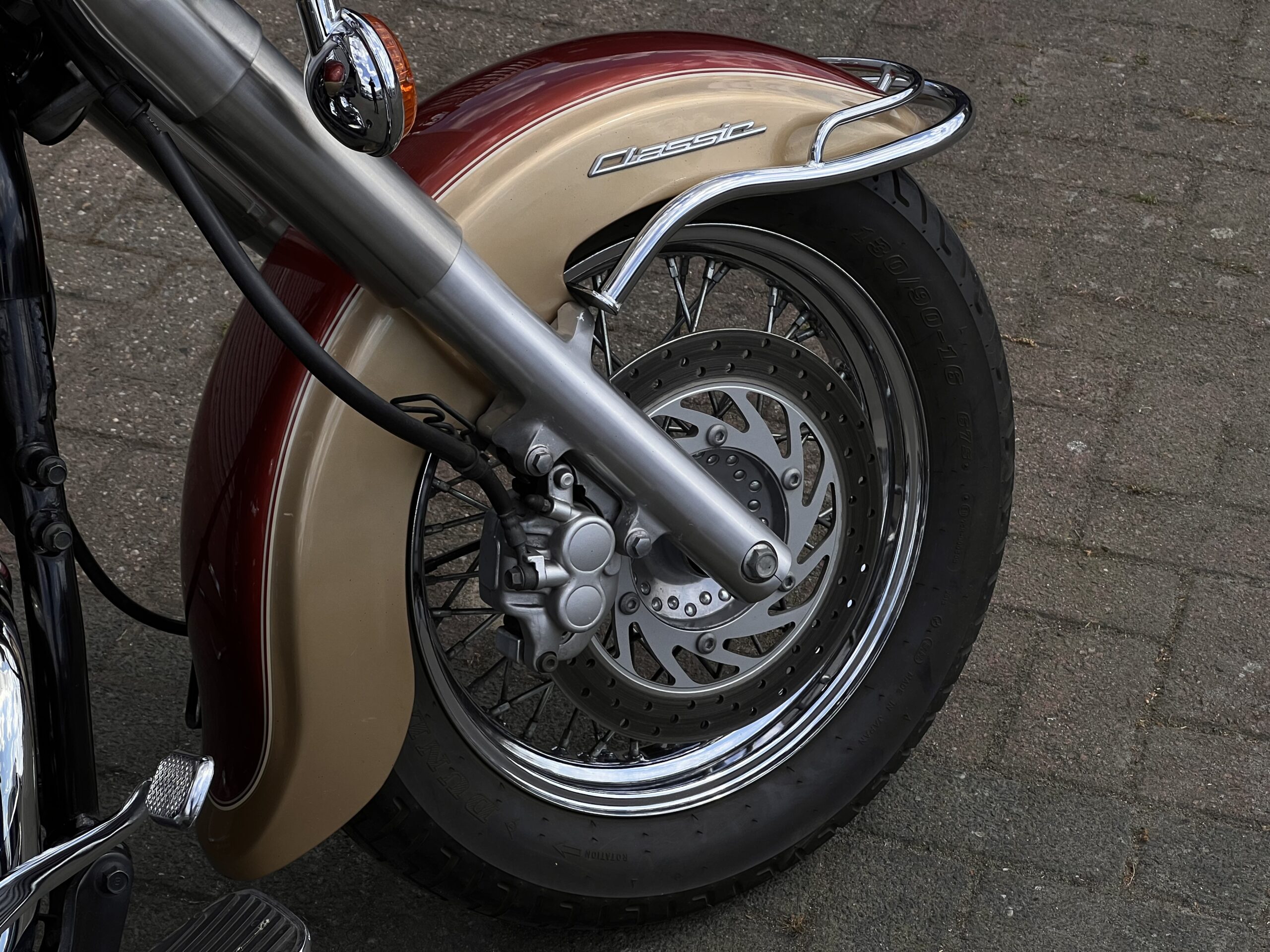 
								Yamaha XVS 650 A Dragstar full									