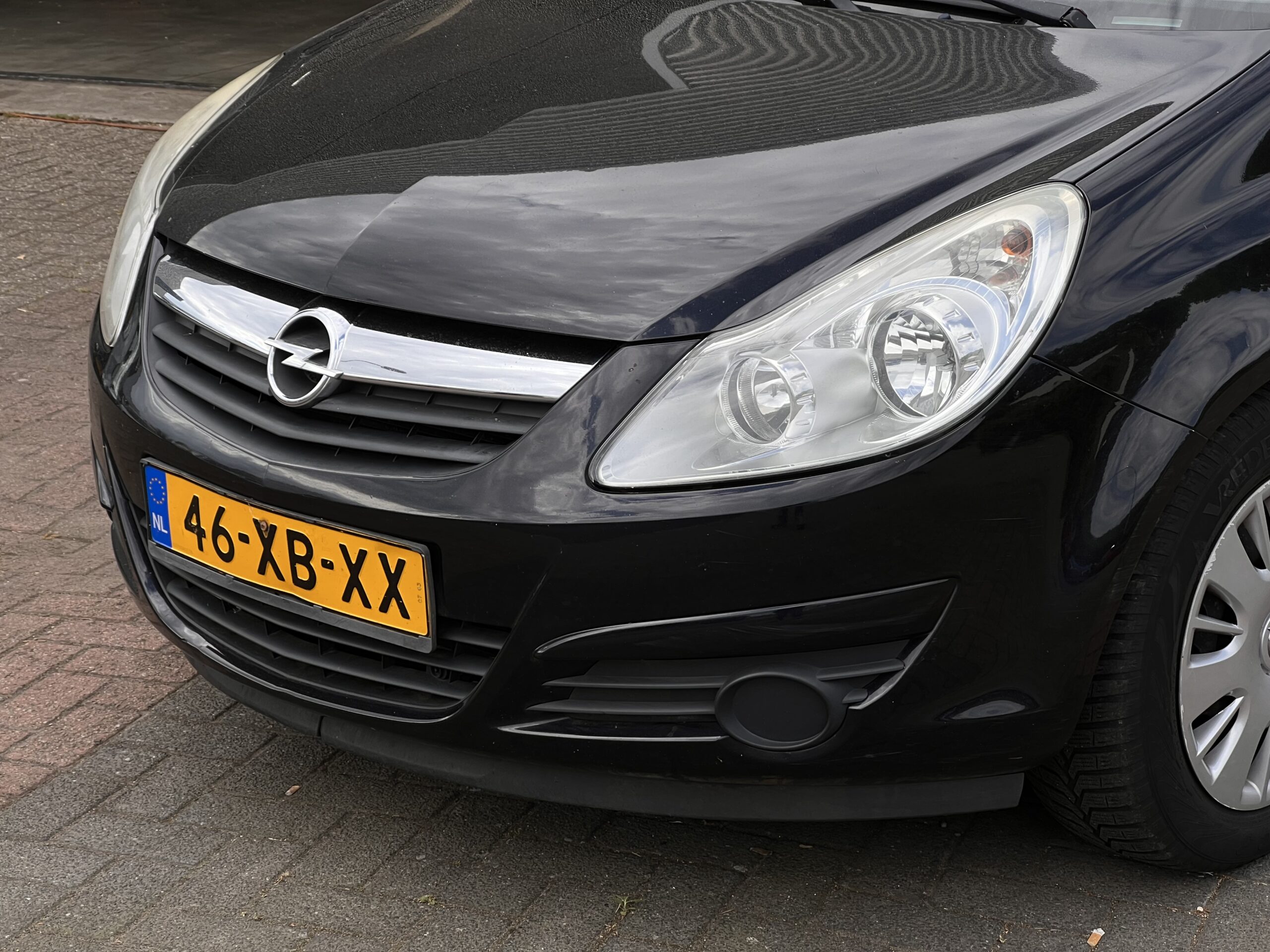 
								Opel Corsa 1.2 full									