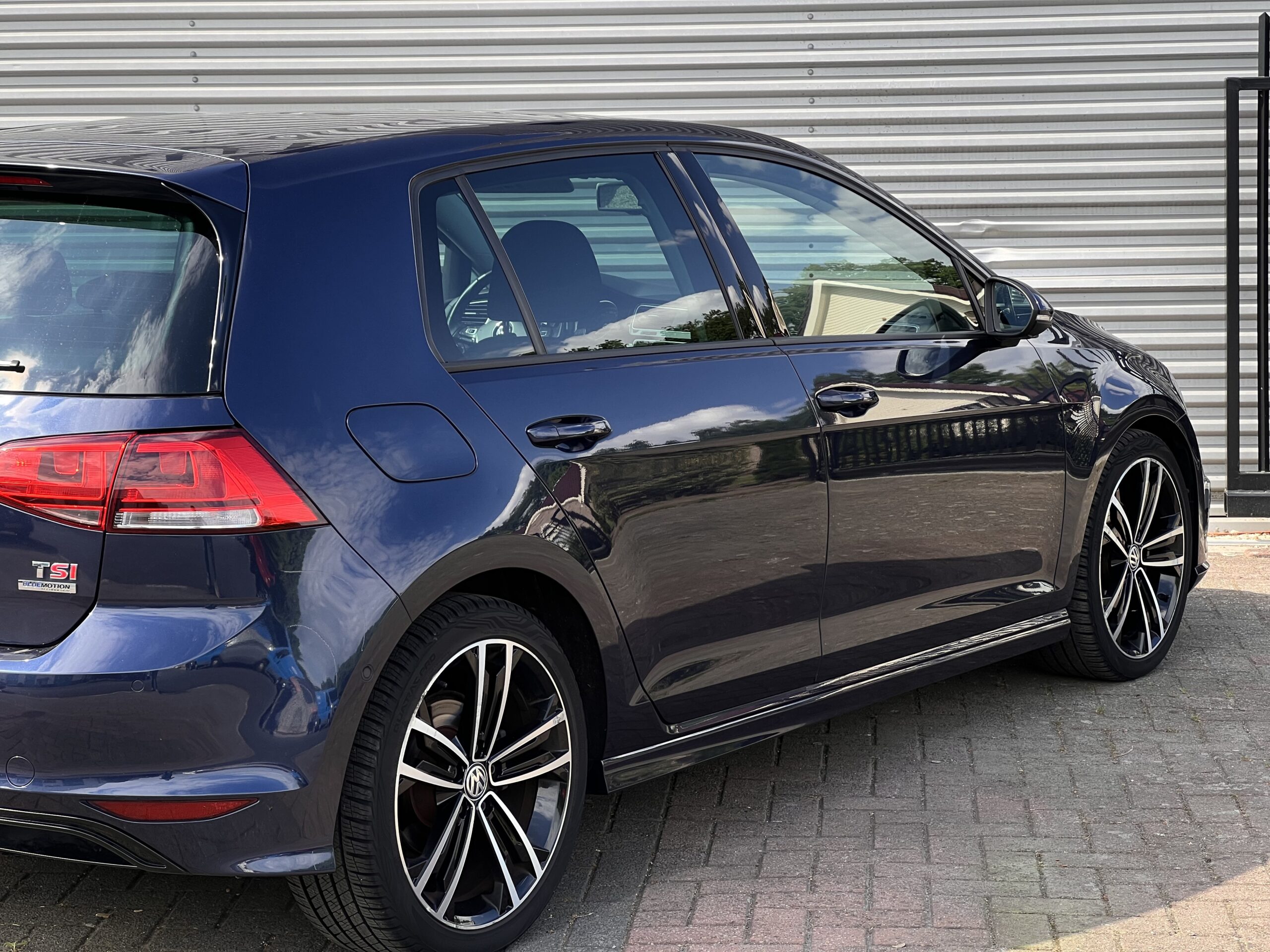 
								Volkswagen Golf 1.4 DSG R-Line full									