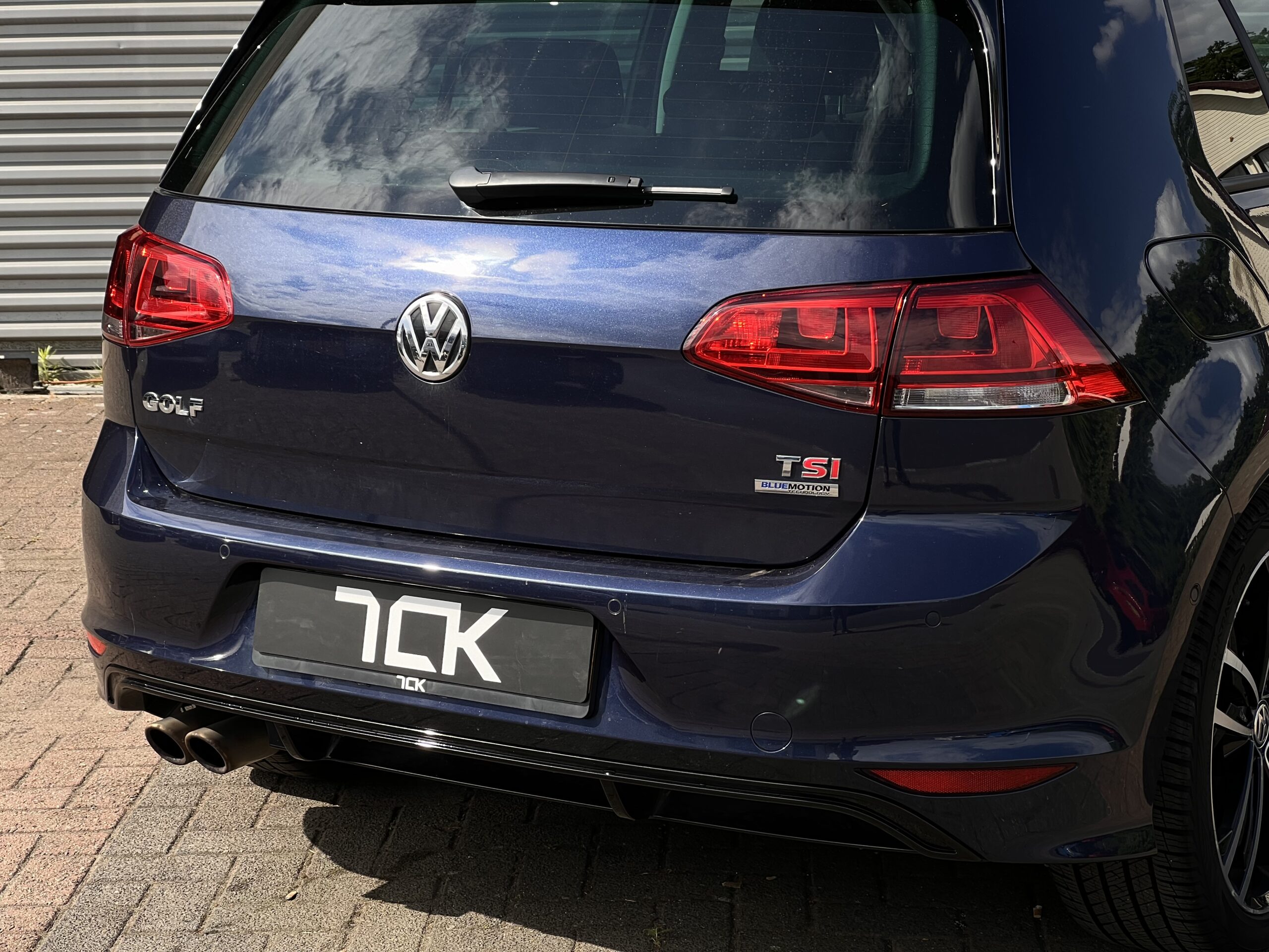 
								Volkswagen Golf 1.4 DSG R-Line full									