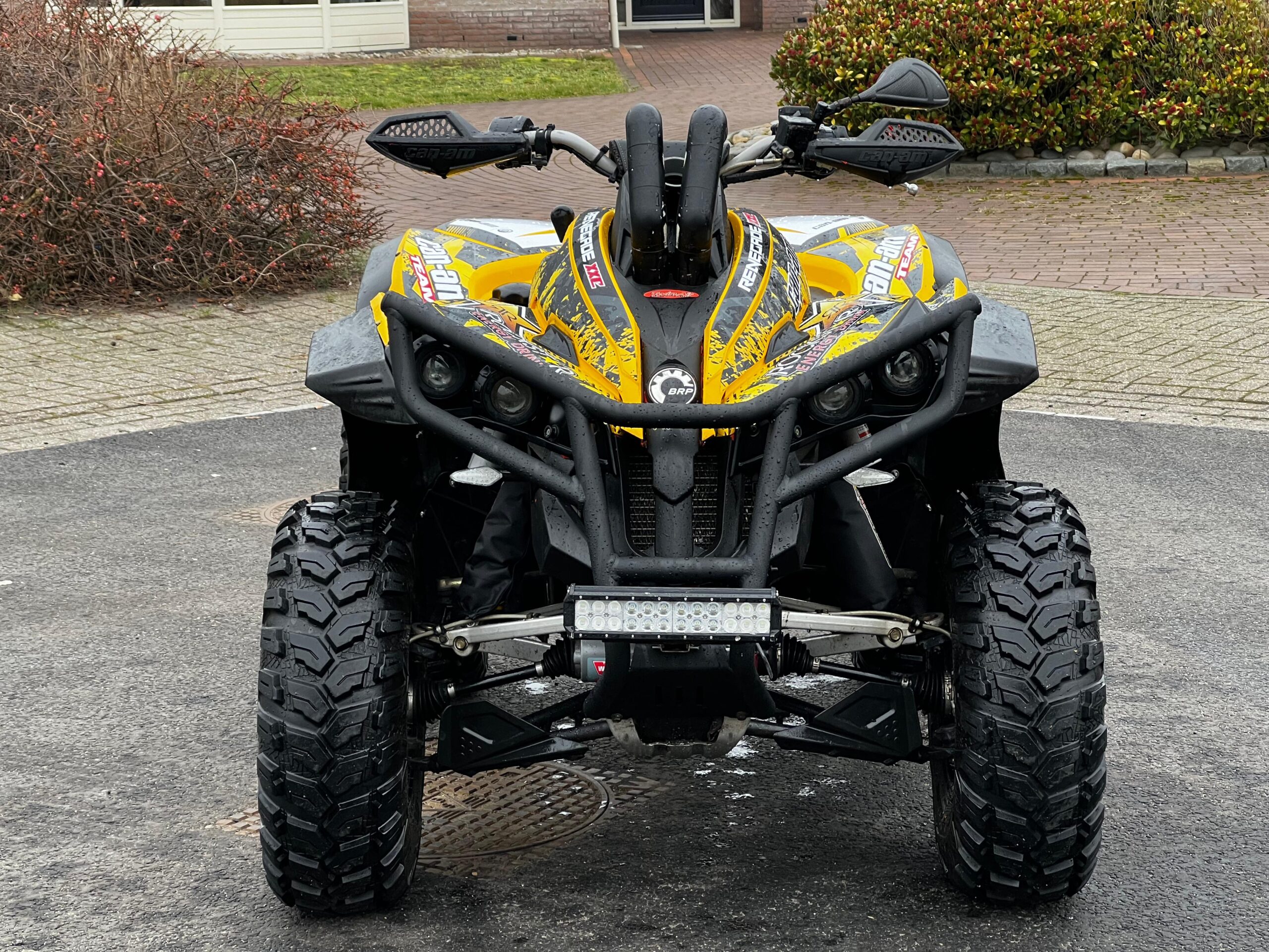 
								Can-Am Renegade 800 full									