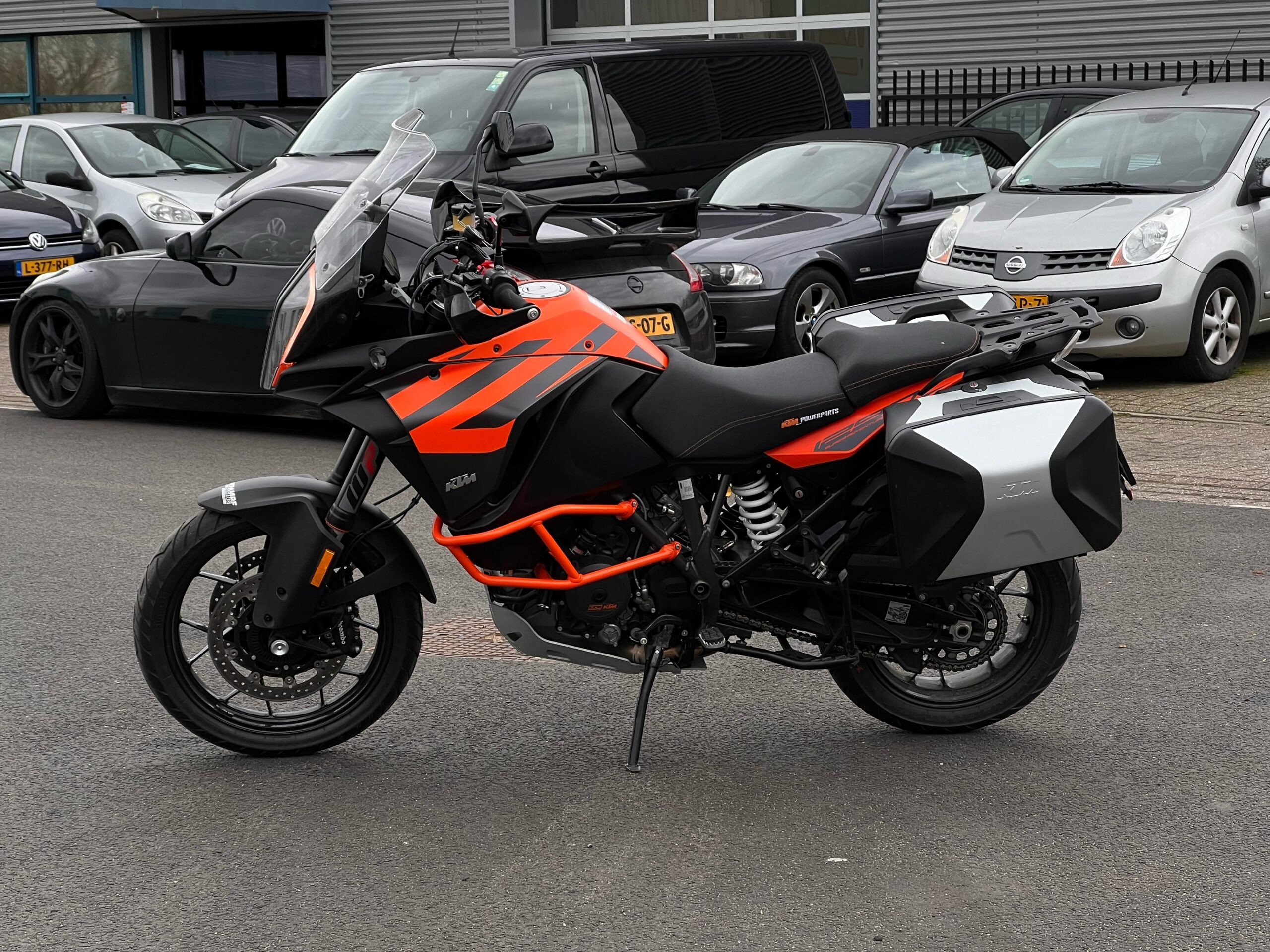 
								KTM 1290 Super Adventure S full									