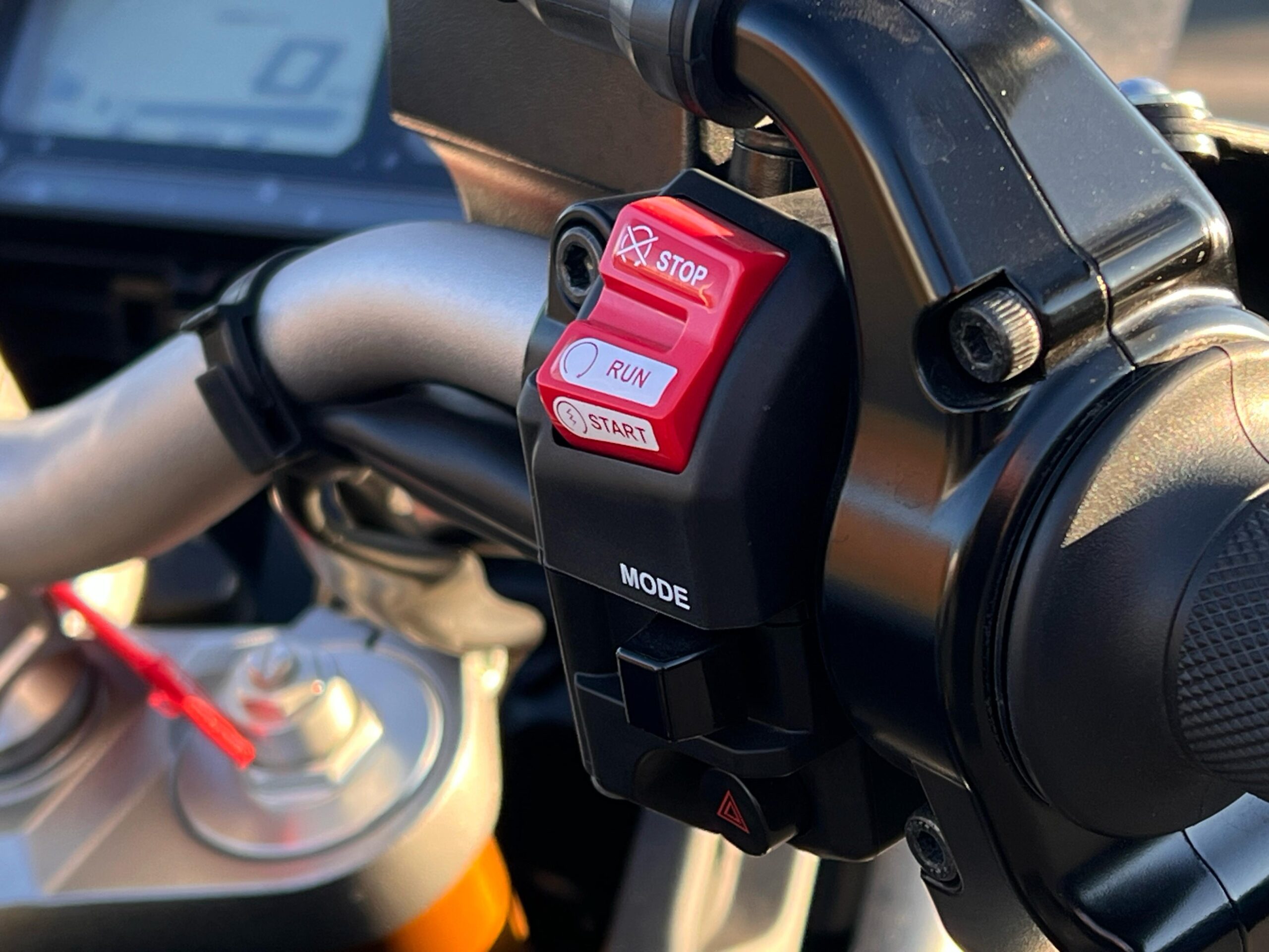 
								Yamaha Super Tenere 1200 full									