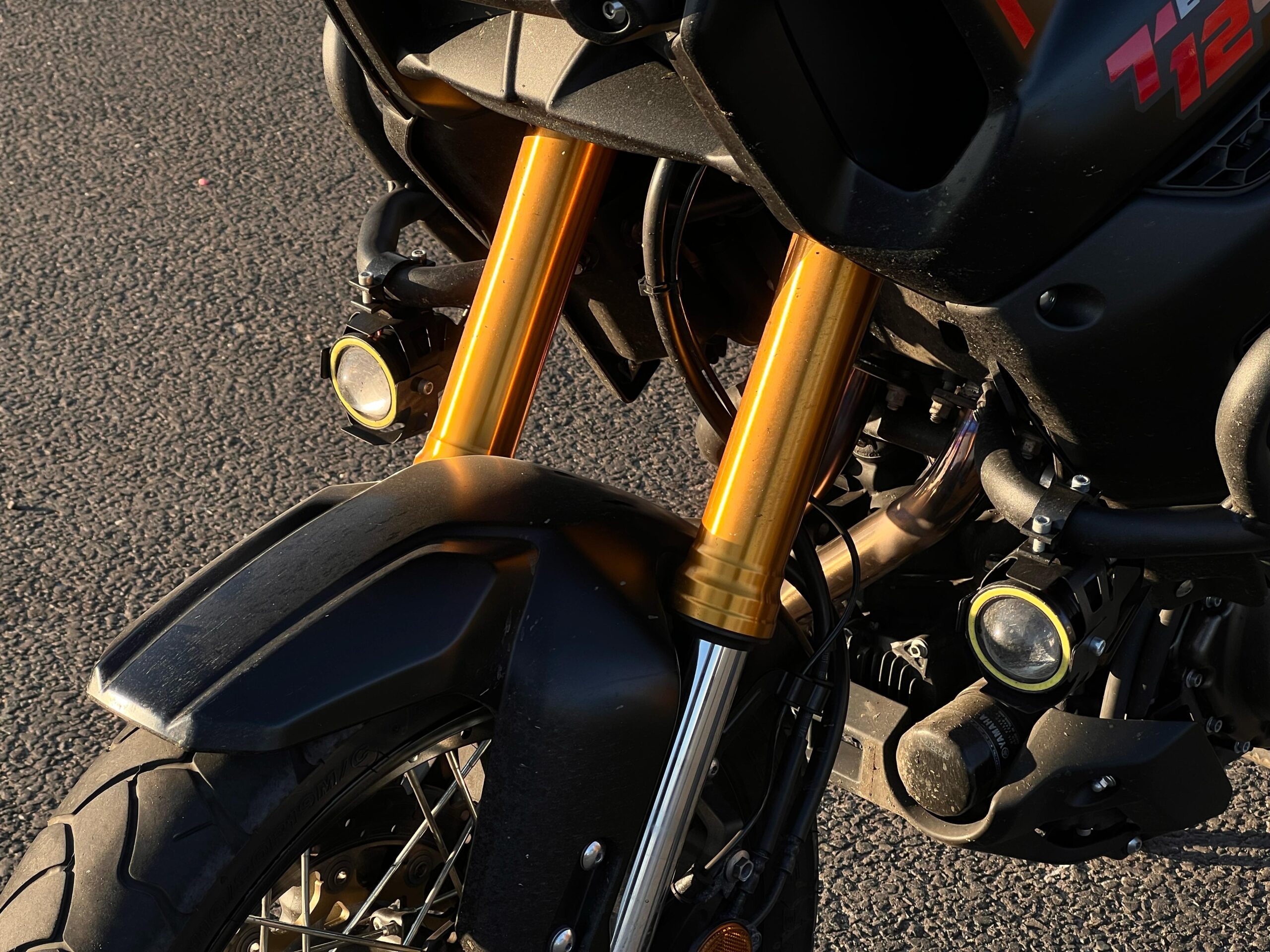 
								Yamaha Super Tenere 1200 full									