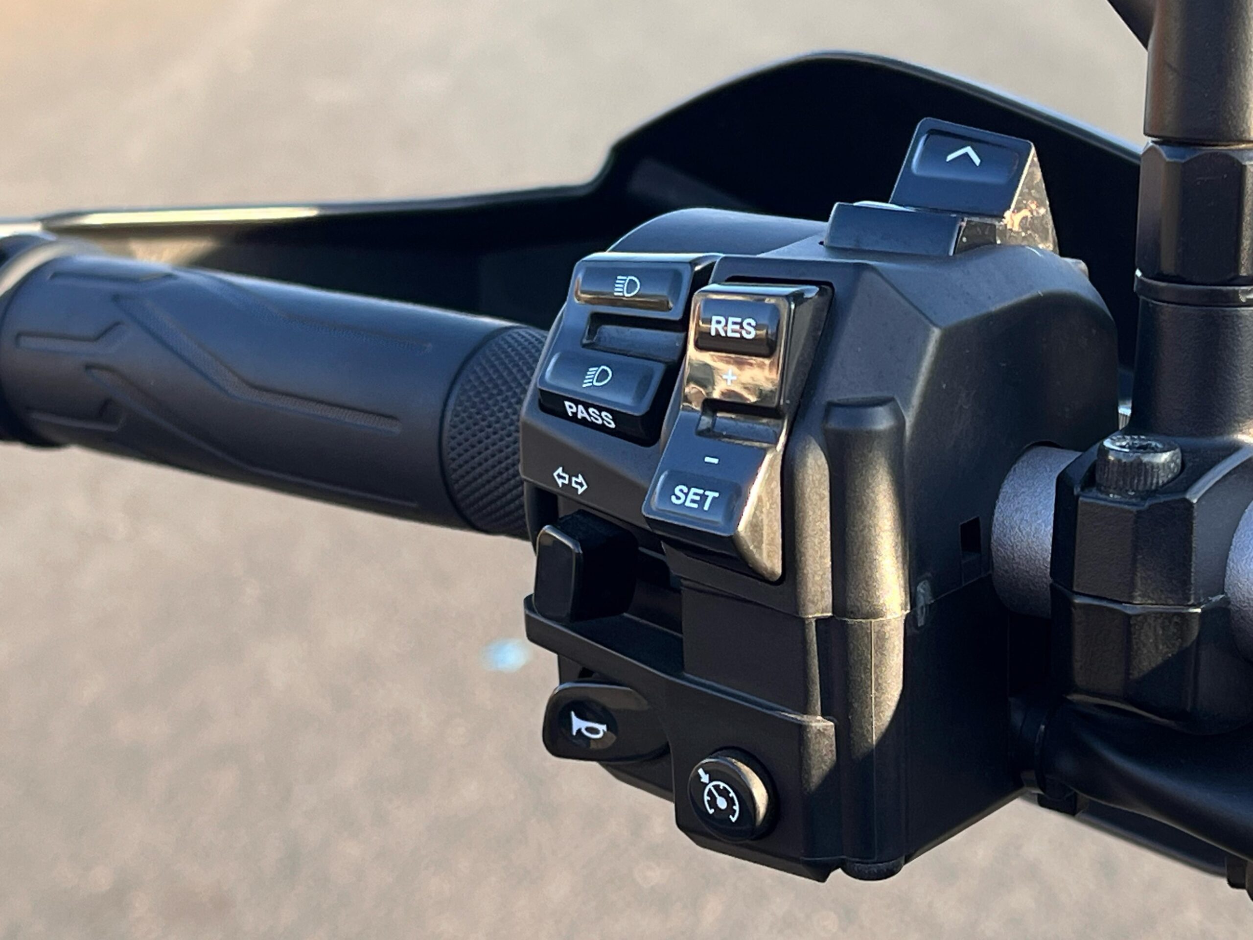 
								Yamaha Super Tenere 1200 full									