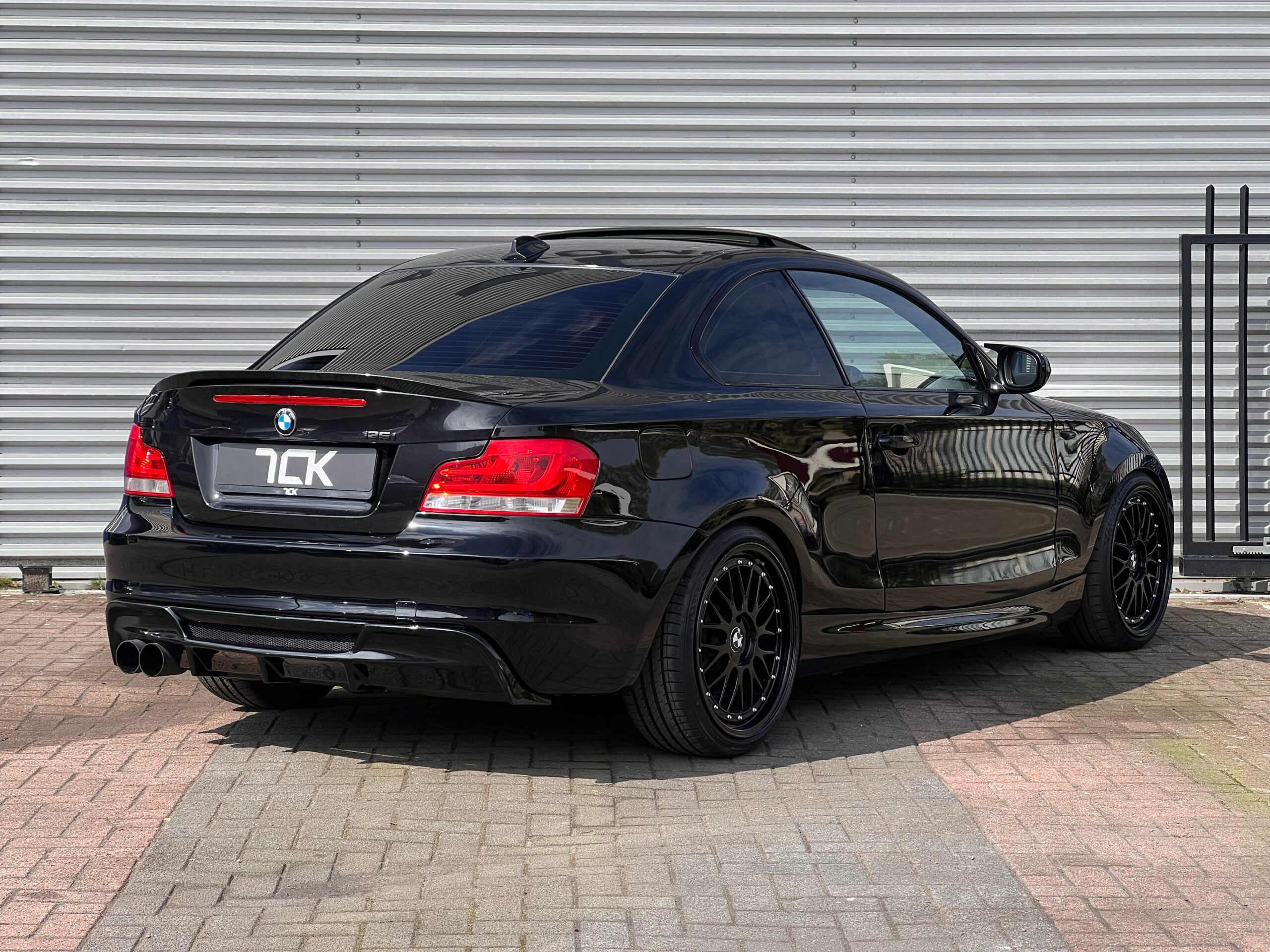 
								BMW 135i Coupe N55 DCT full									