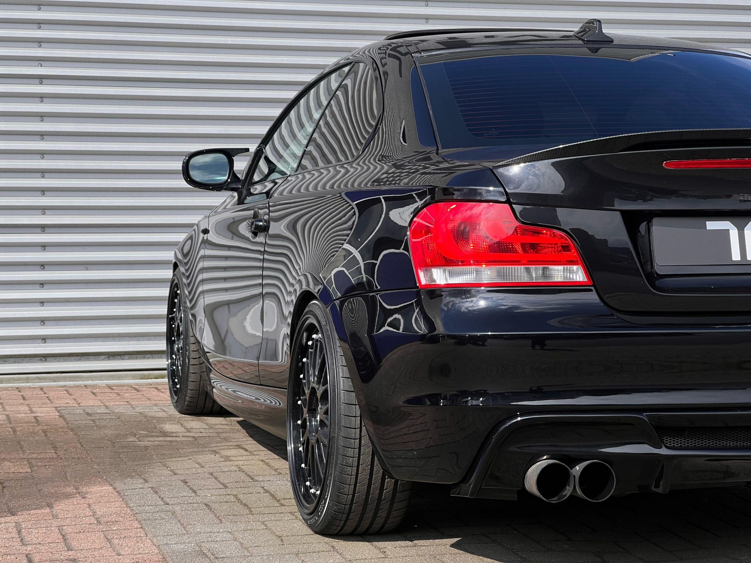 
								BMW 135i Coupe N55 DCT full									