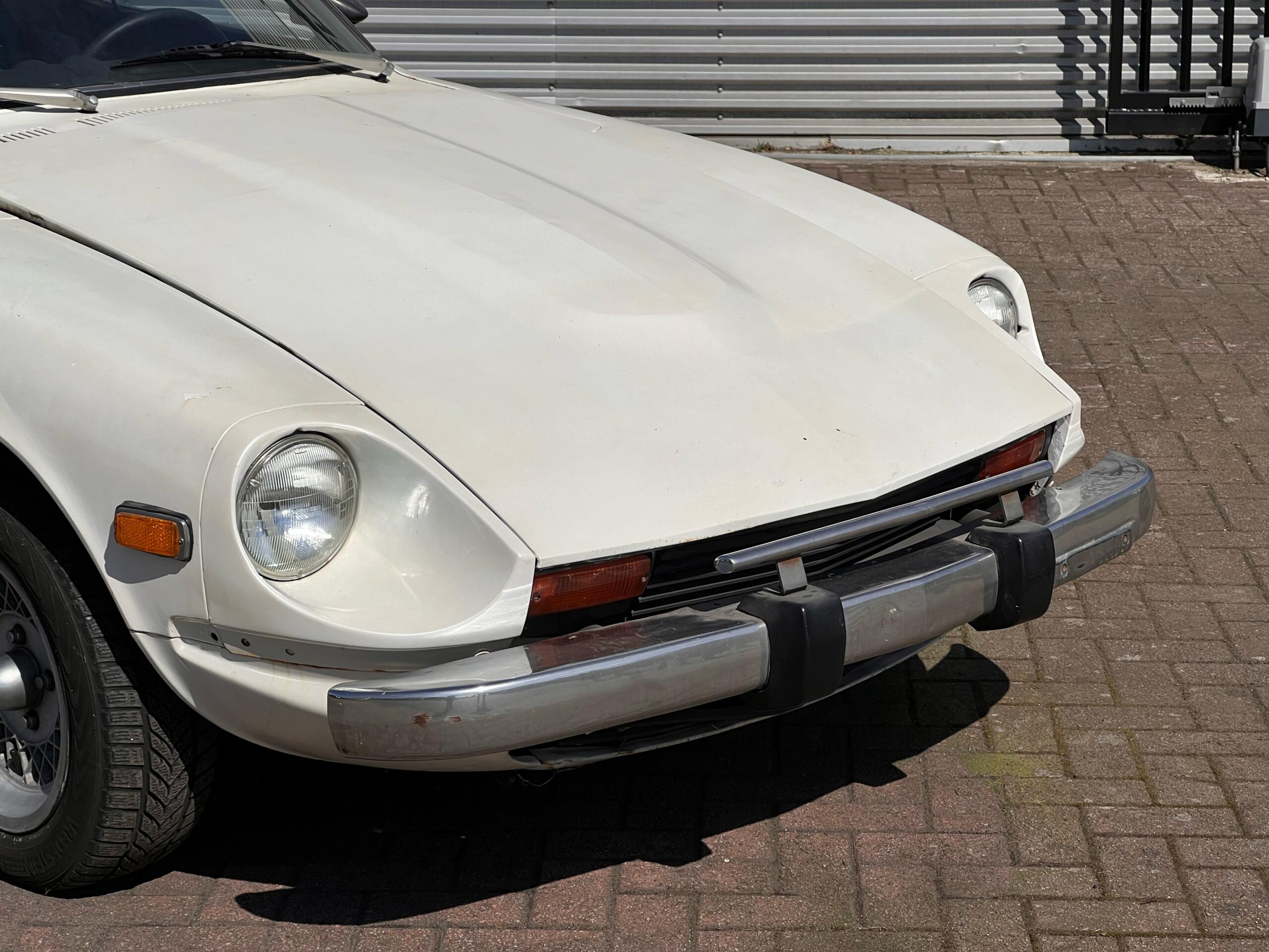 
								Datsun 280z full									