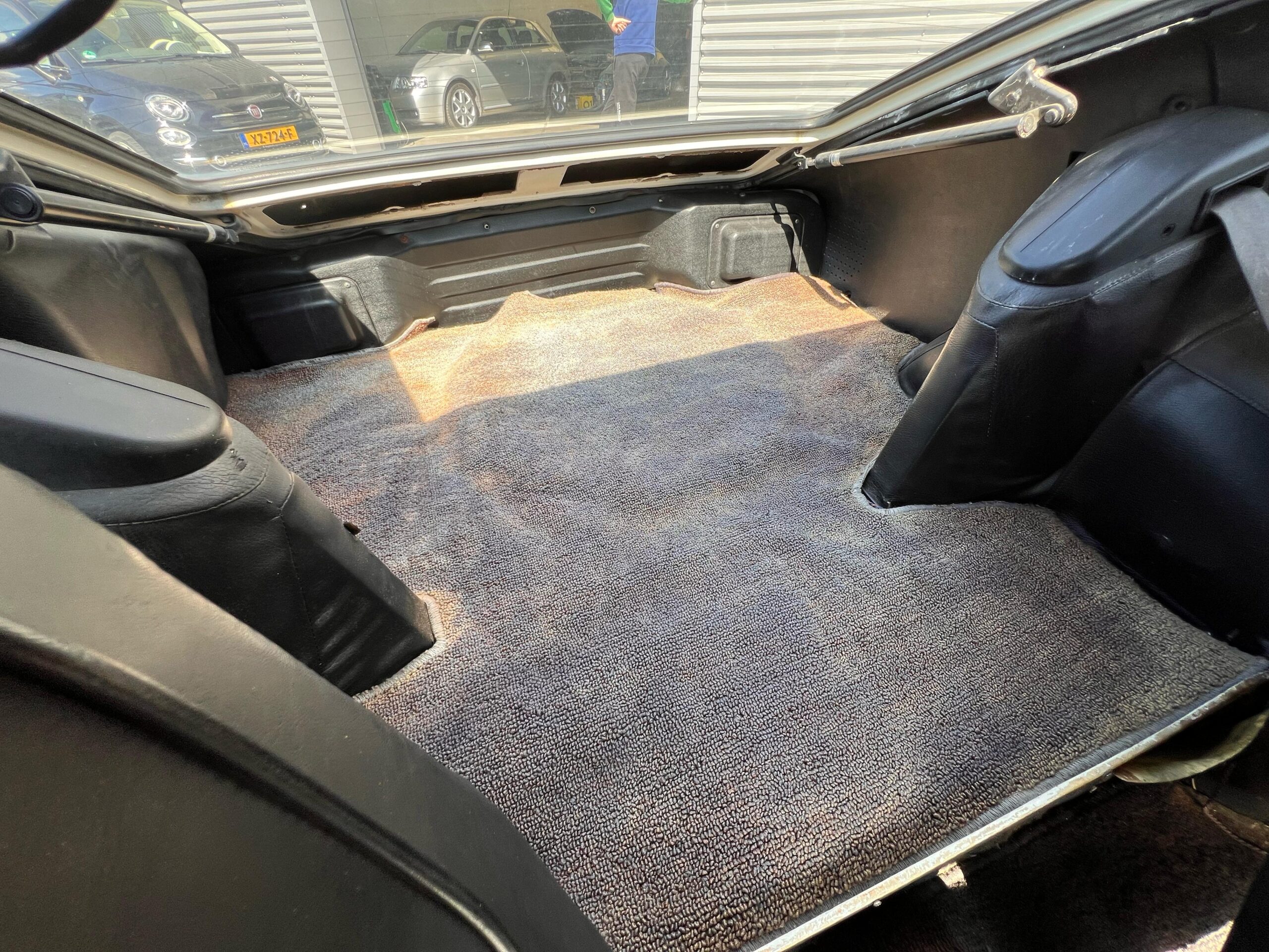 
								Datsun 280z full									