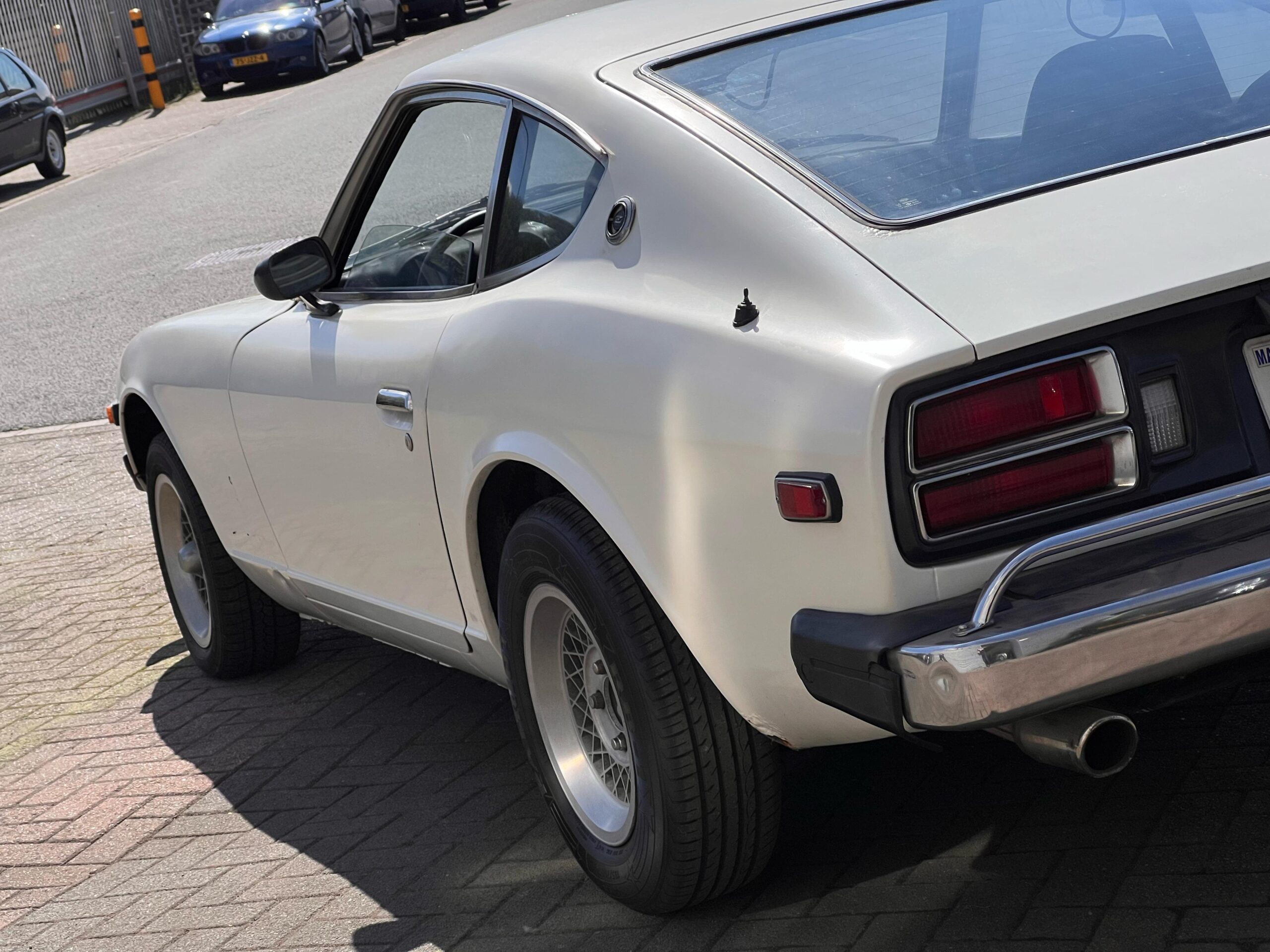 
								Datsun 280z full									