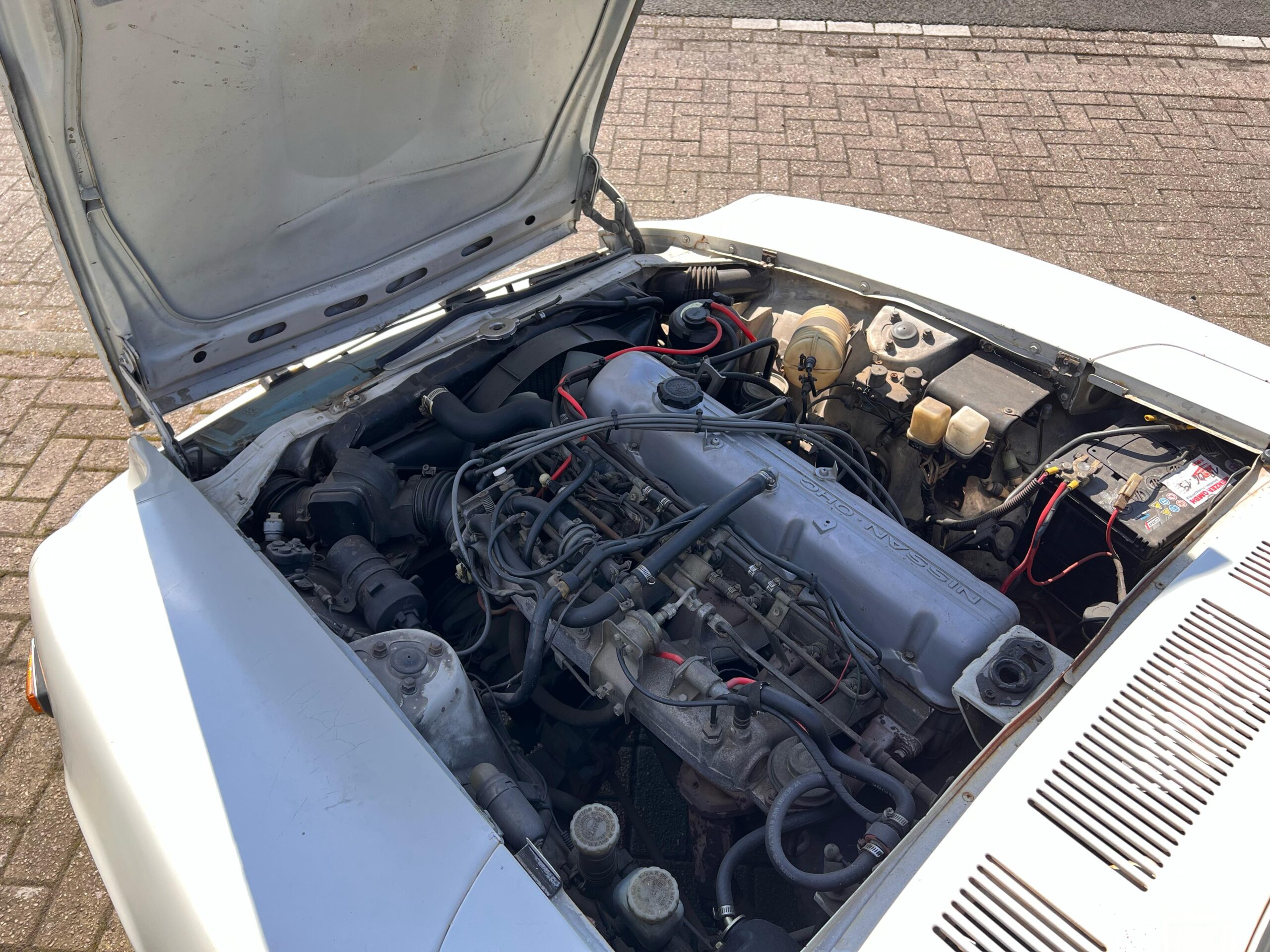 
								Datsun 280z full									