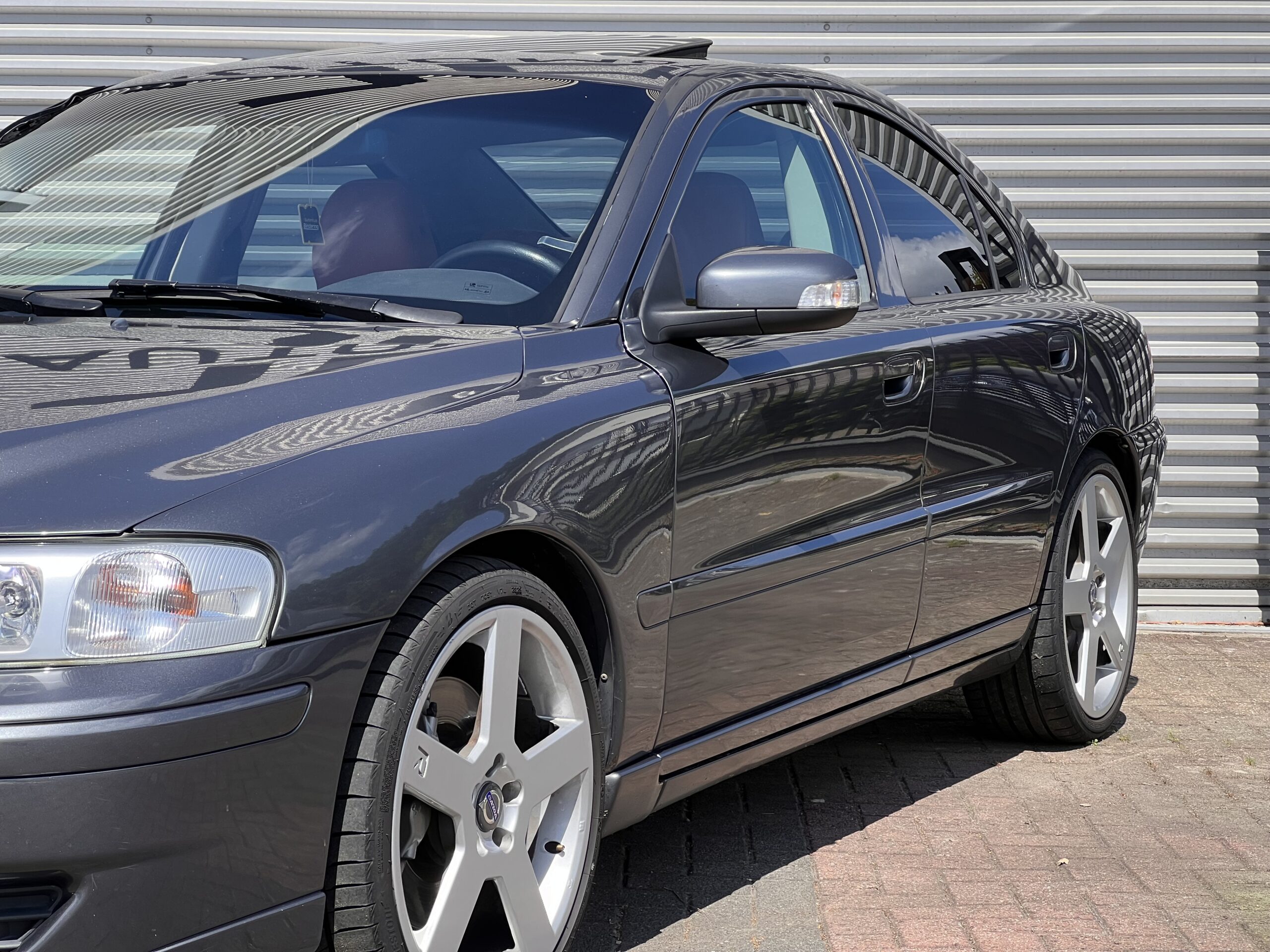 
								Volvo S60 R full									