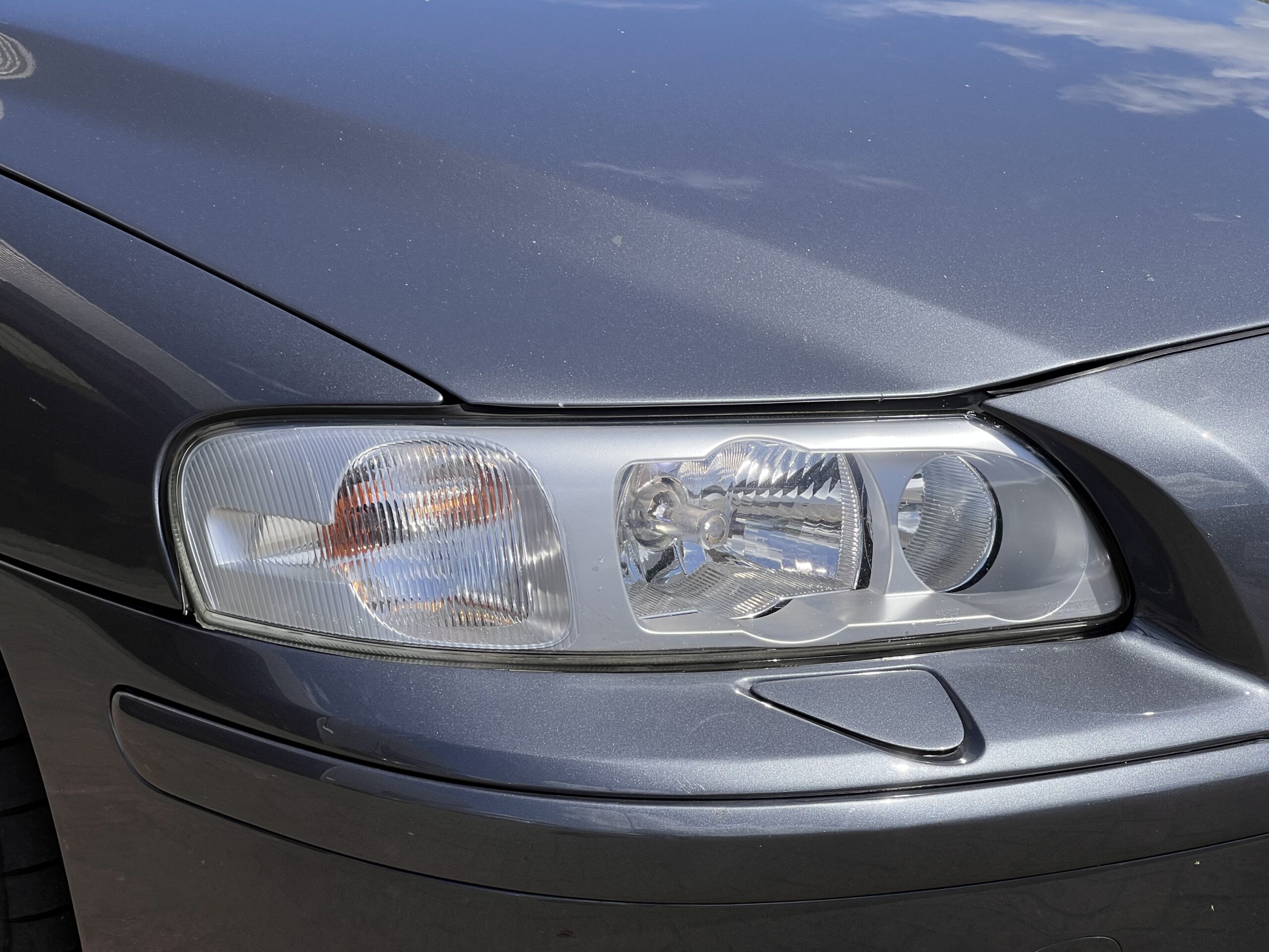 
								Volvo S60 R full									