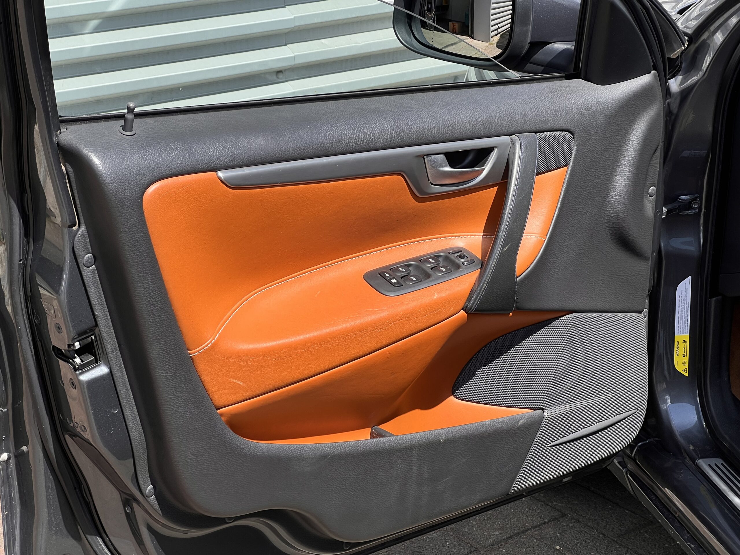 
								Volvo S60 R full									