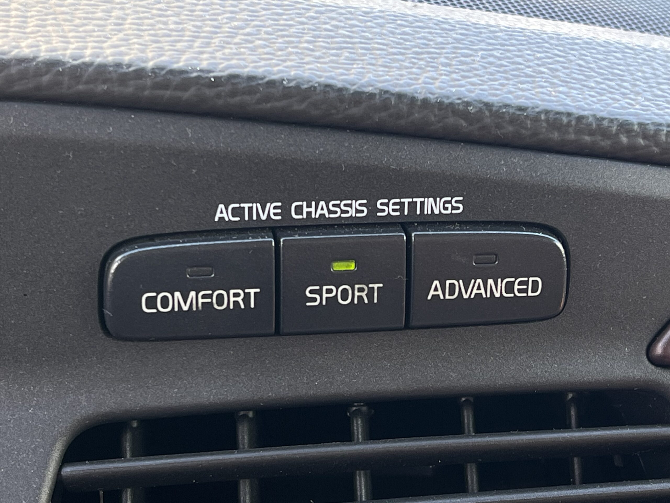 
								Volvo S60 R full									