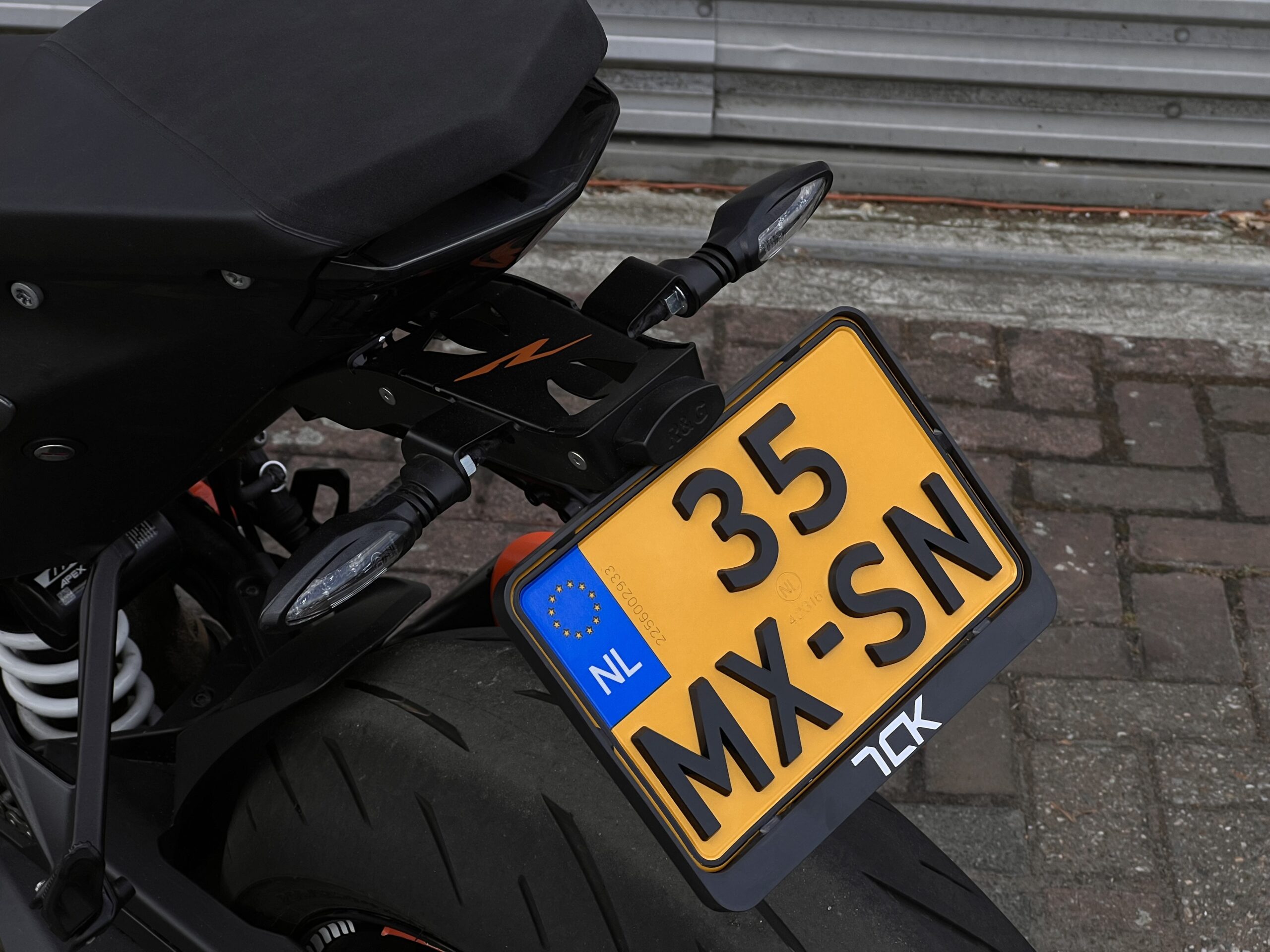 
								KTM Superduke 1290R full									