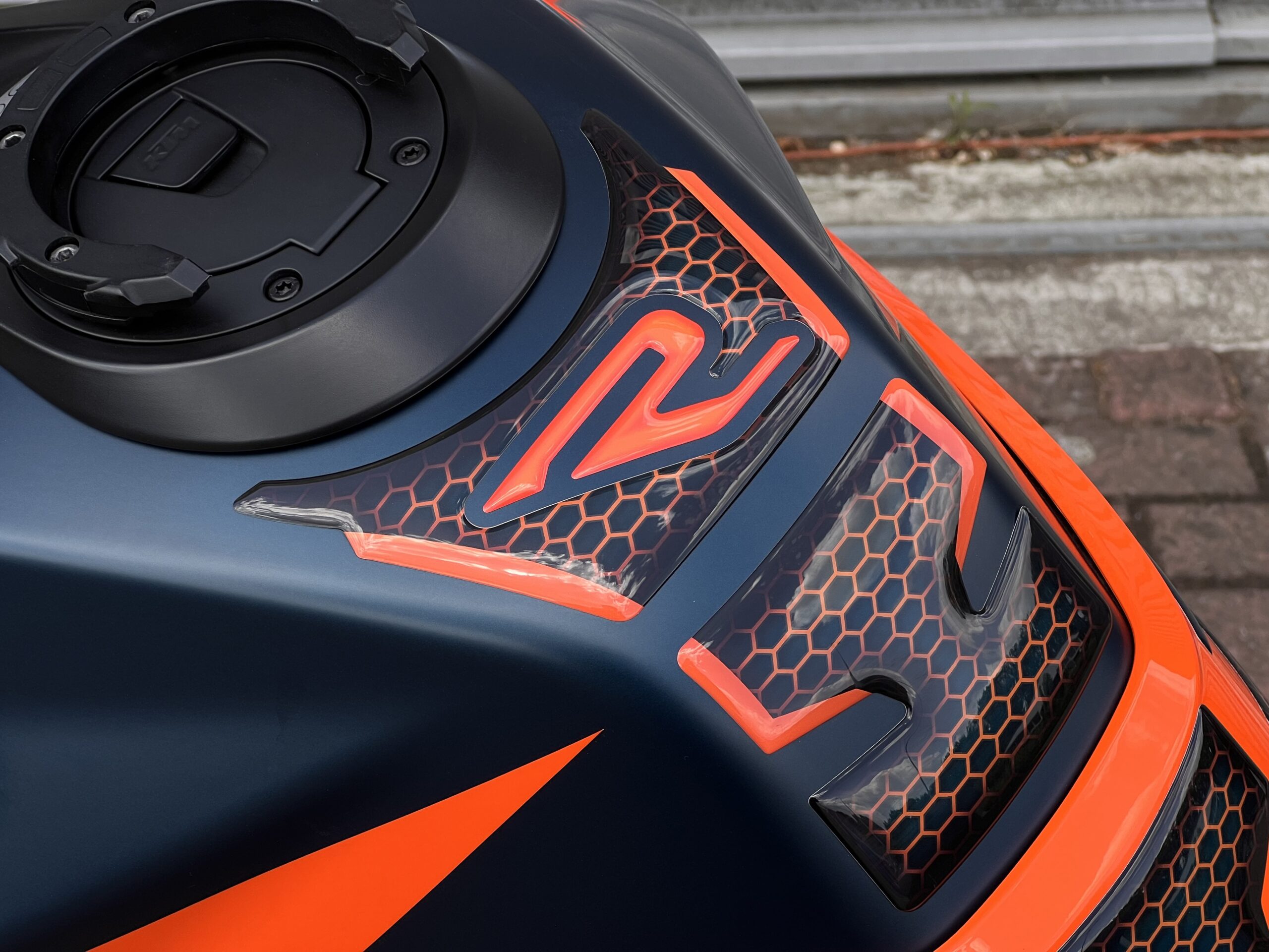 
								KTM Superduke 1290R full									