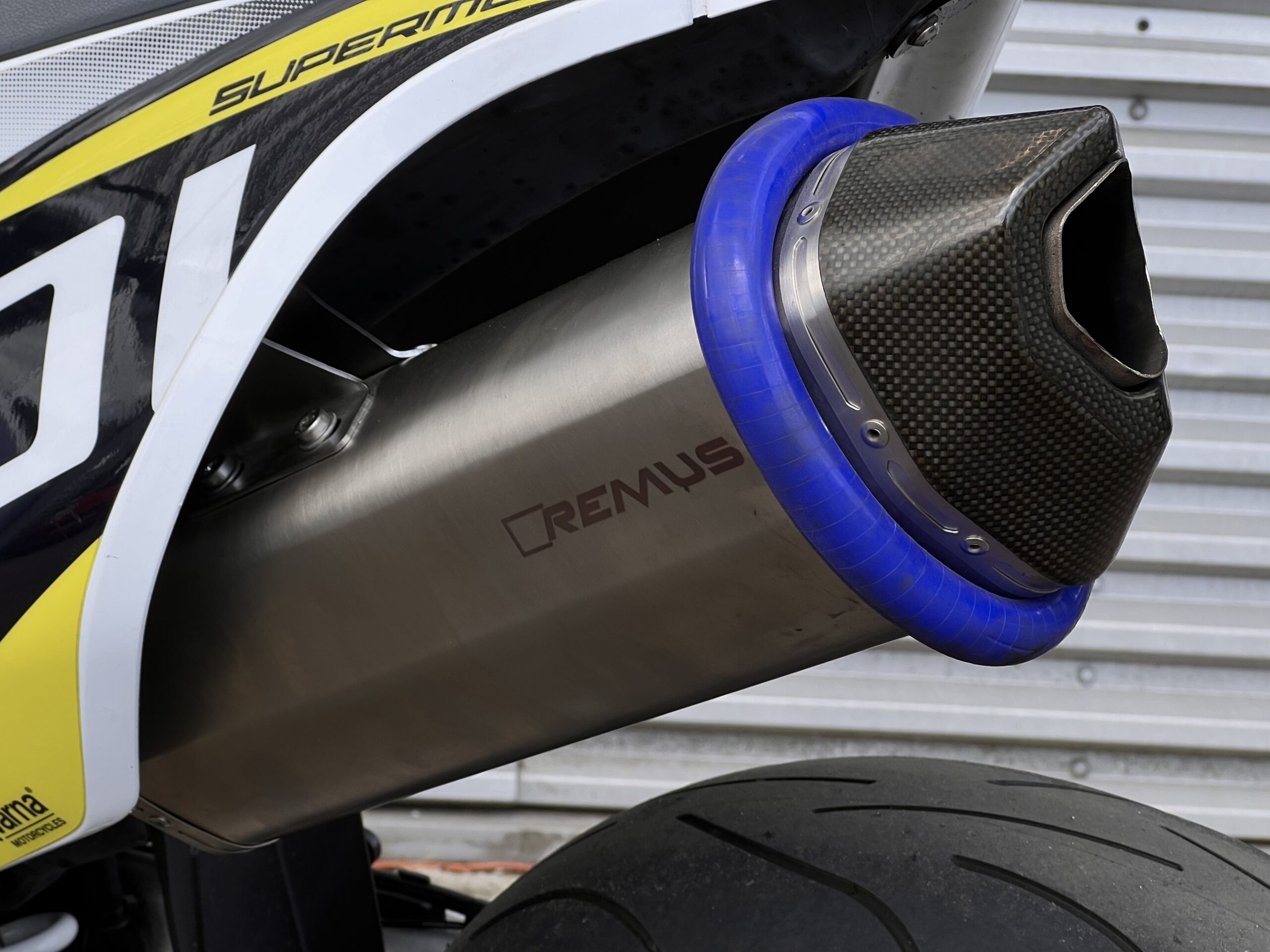 
								Husqvarna 701 SM full									
