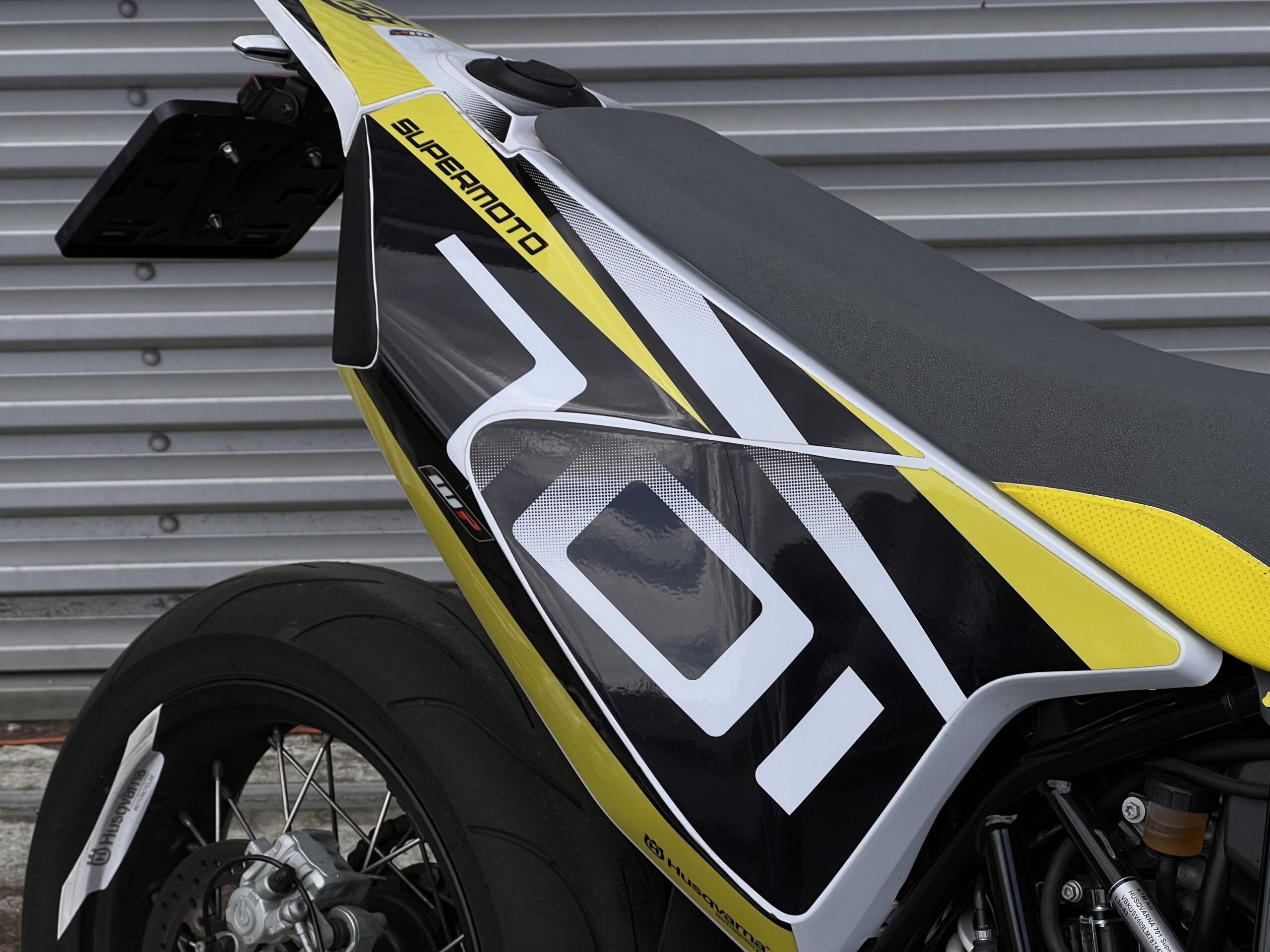 
								Husqvarna 701 SM full									