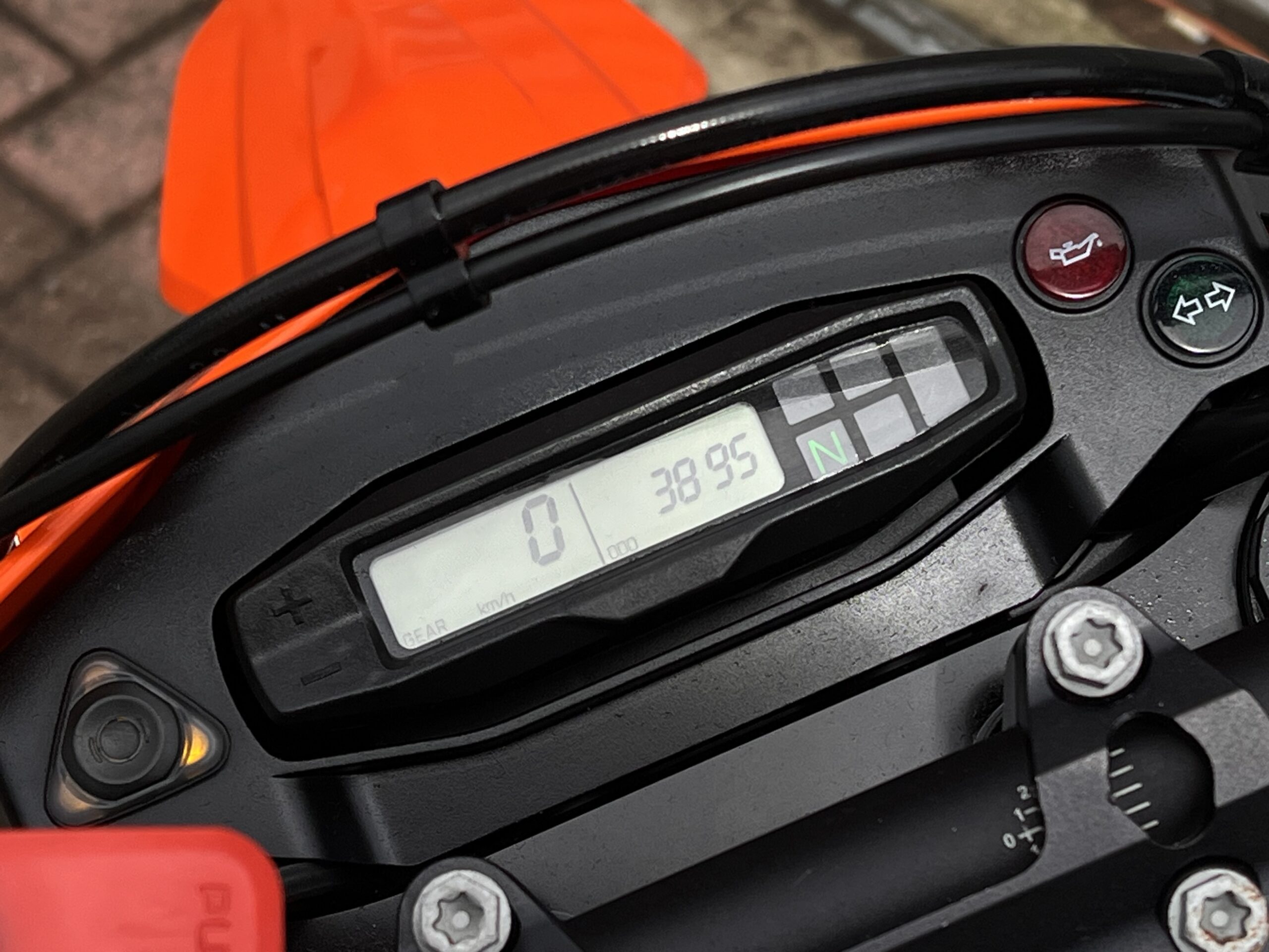 
								KTM SMC-R 690 full									