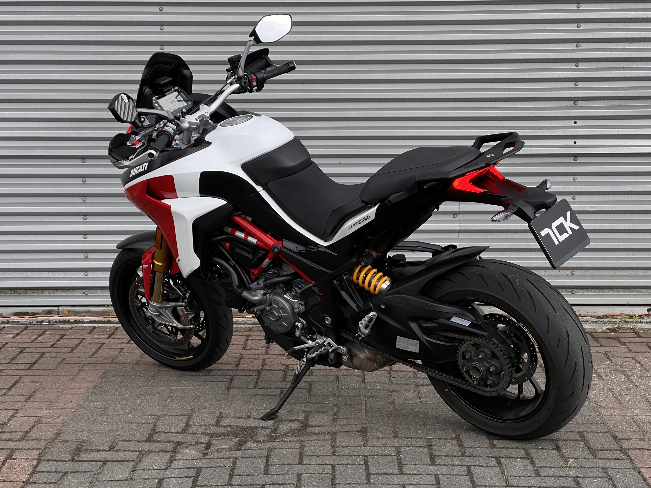 
								Ducati 1260 Pikes peak full									