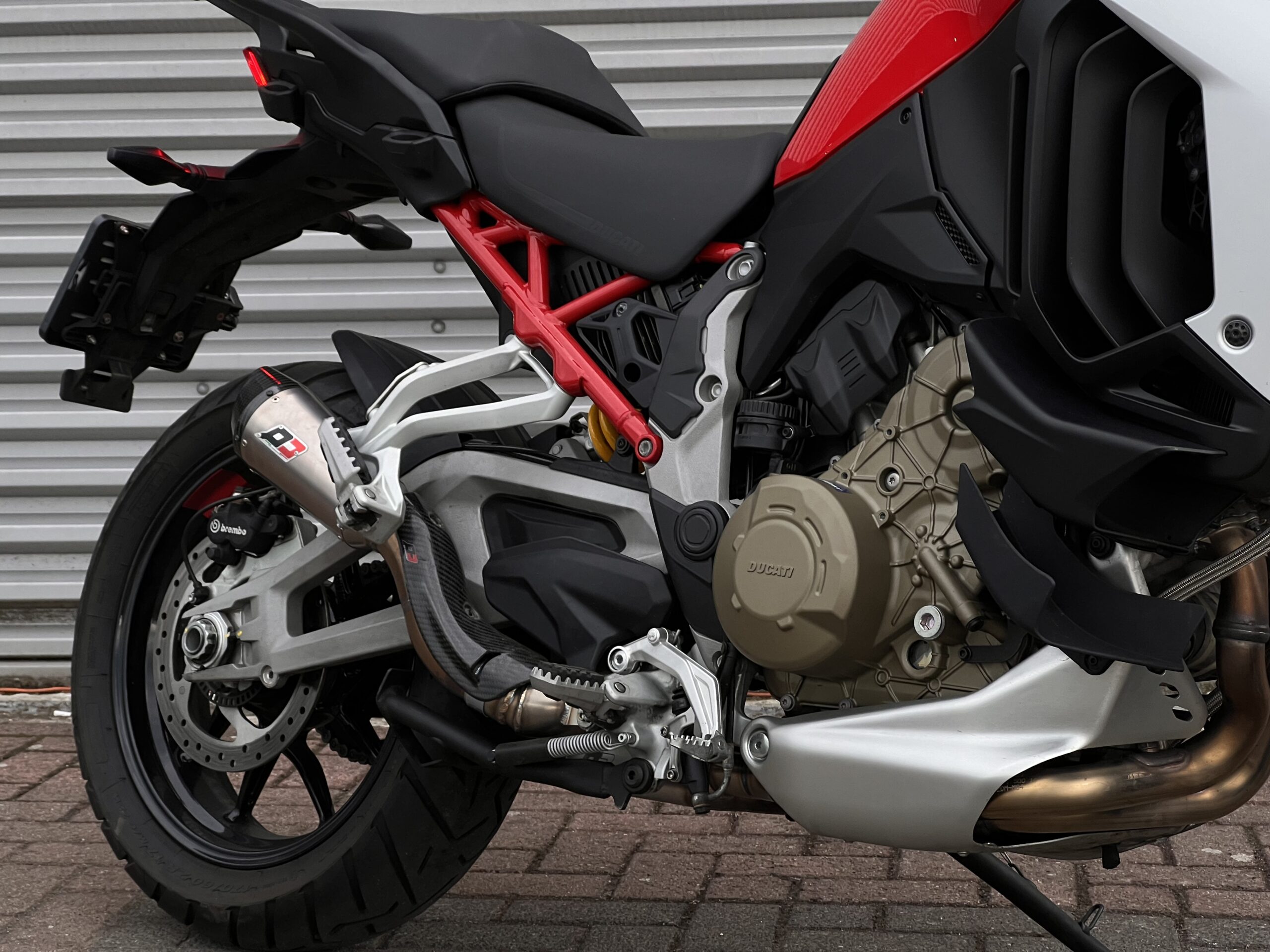 
								Ducati multistrada v4s full									
