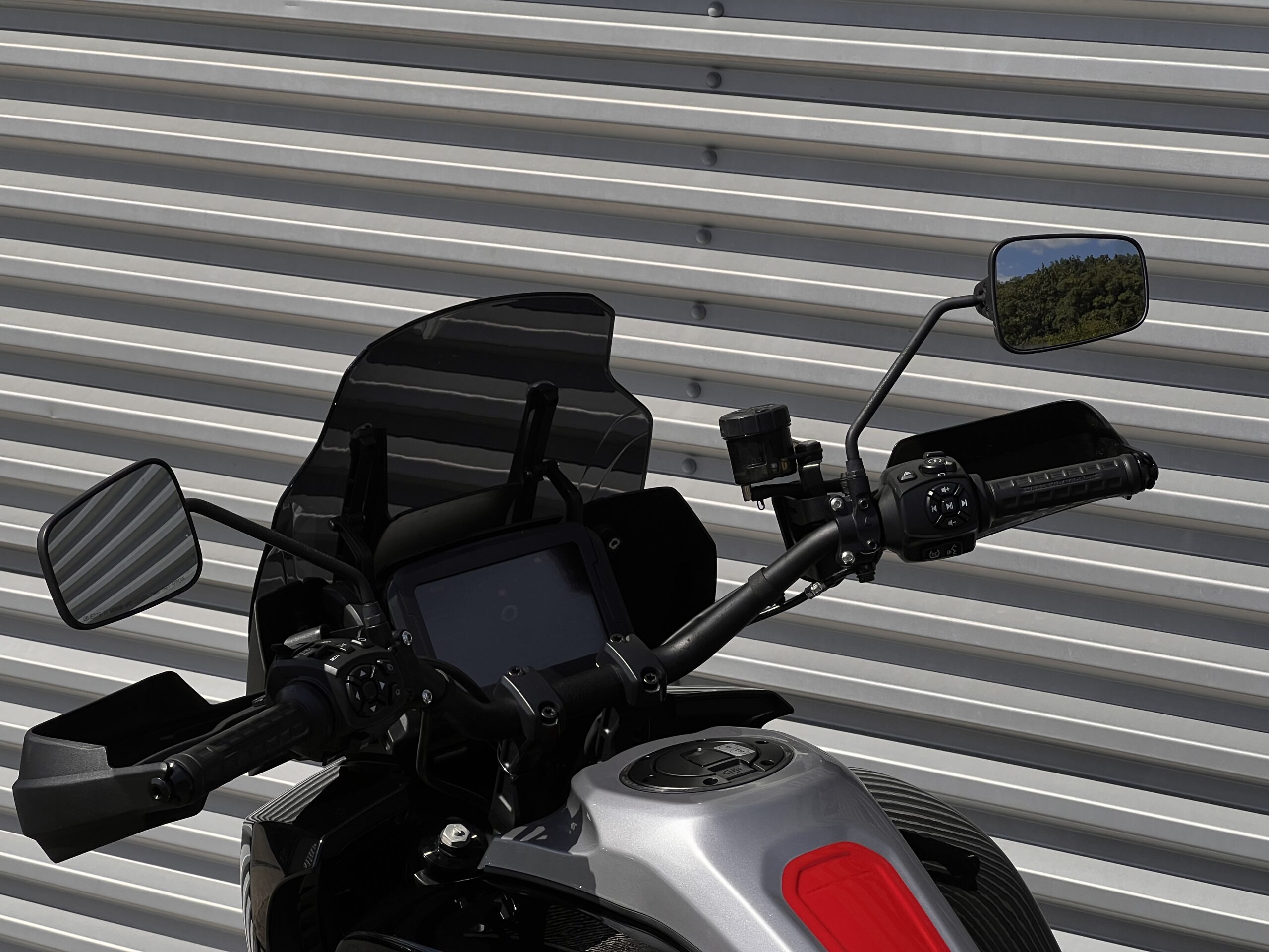 
								Harley Davidson Pan America full									