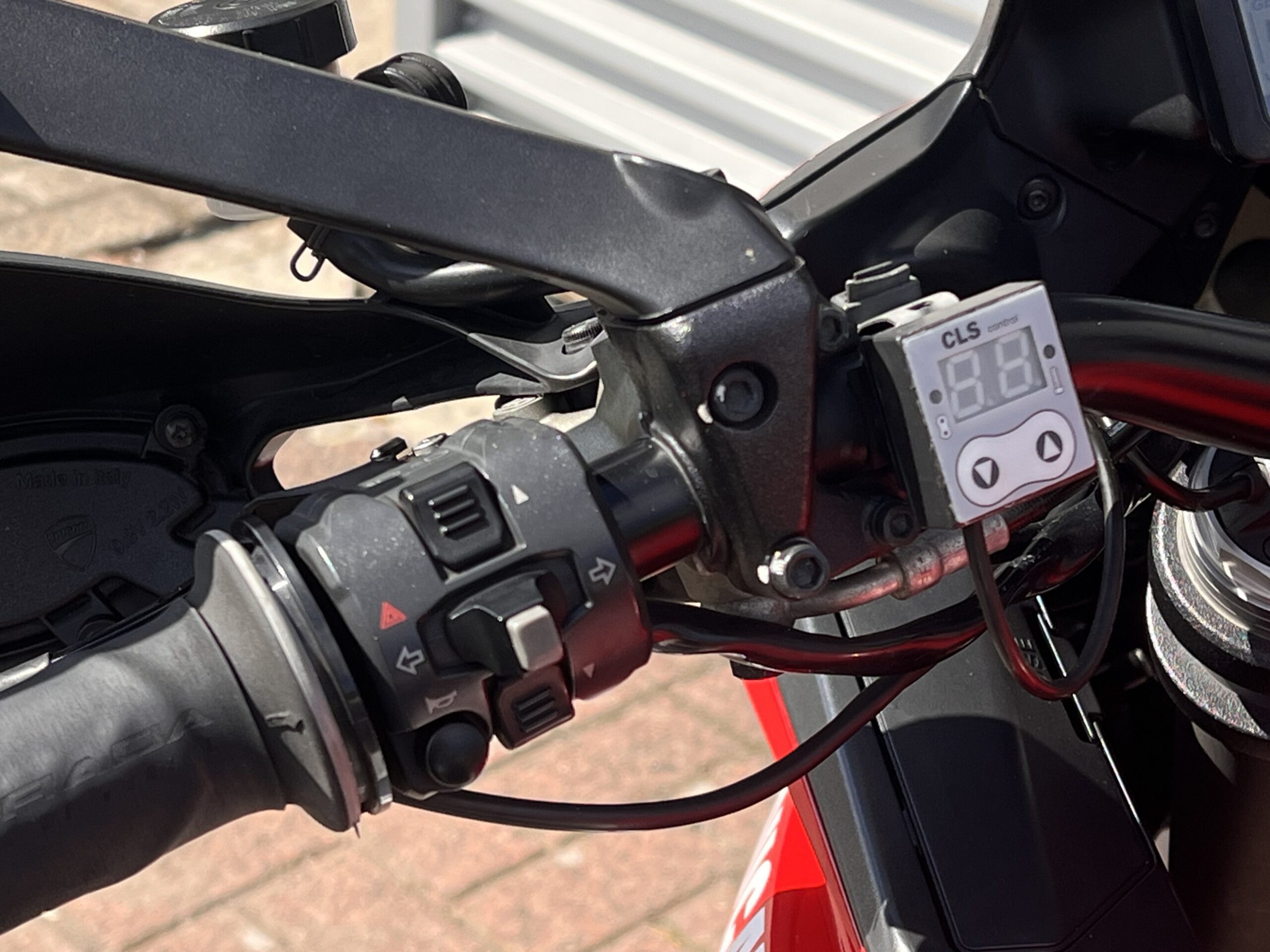 
								Ducati Multistrada 1200 s full									