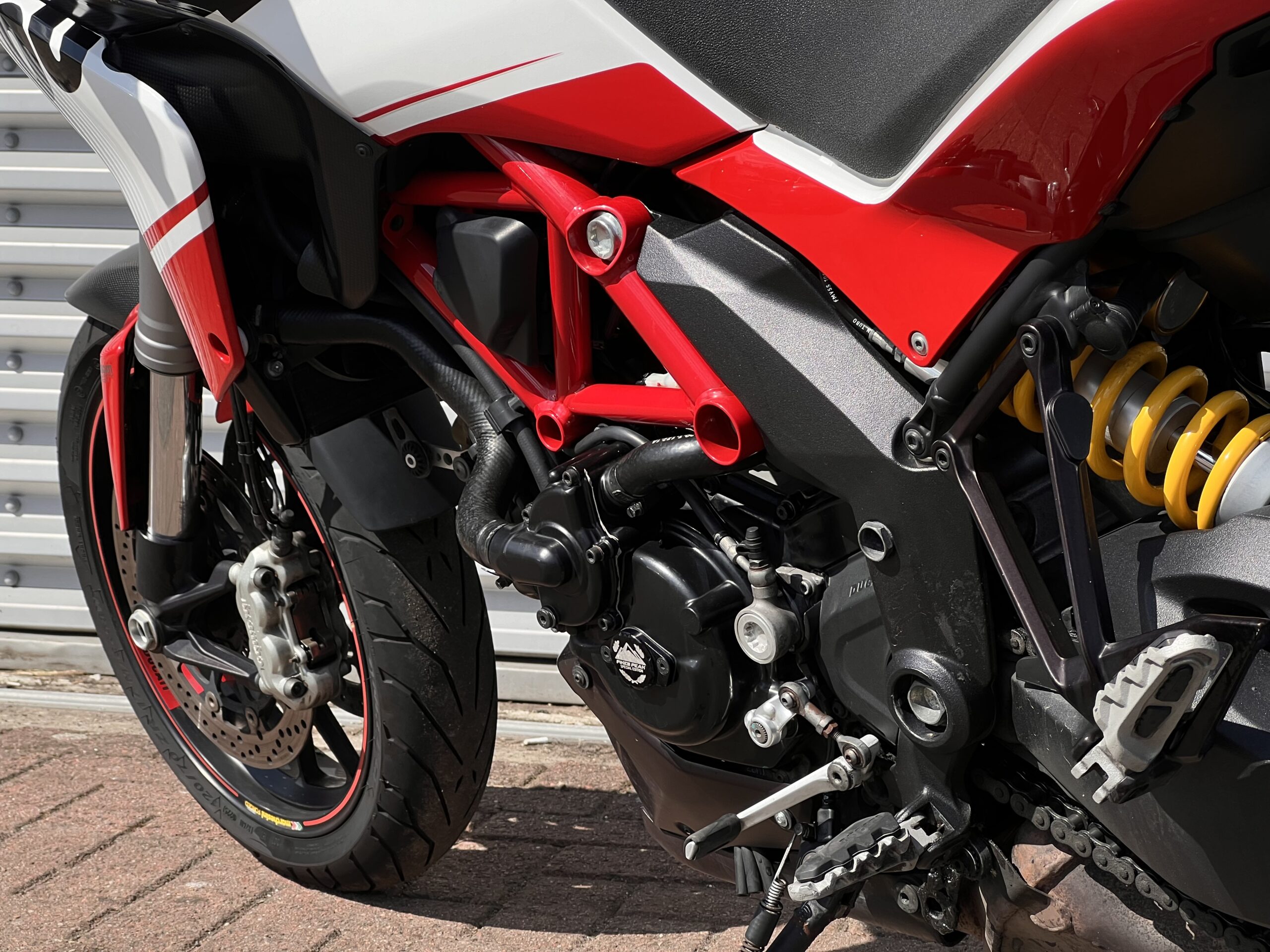 
								Ducati Multistrada 1200 s full									