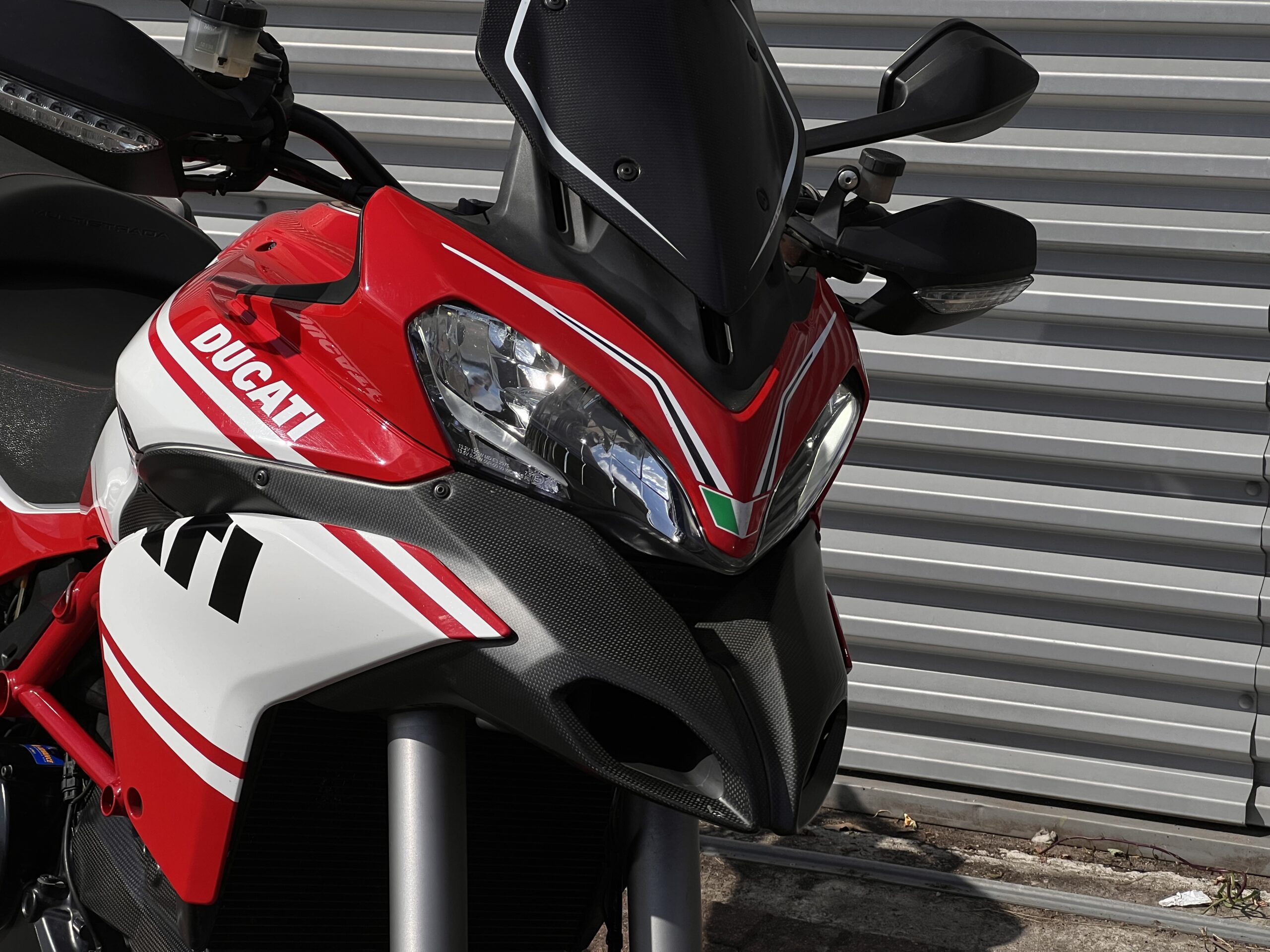 
								Ducati Multistrada 1200 s full									