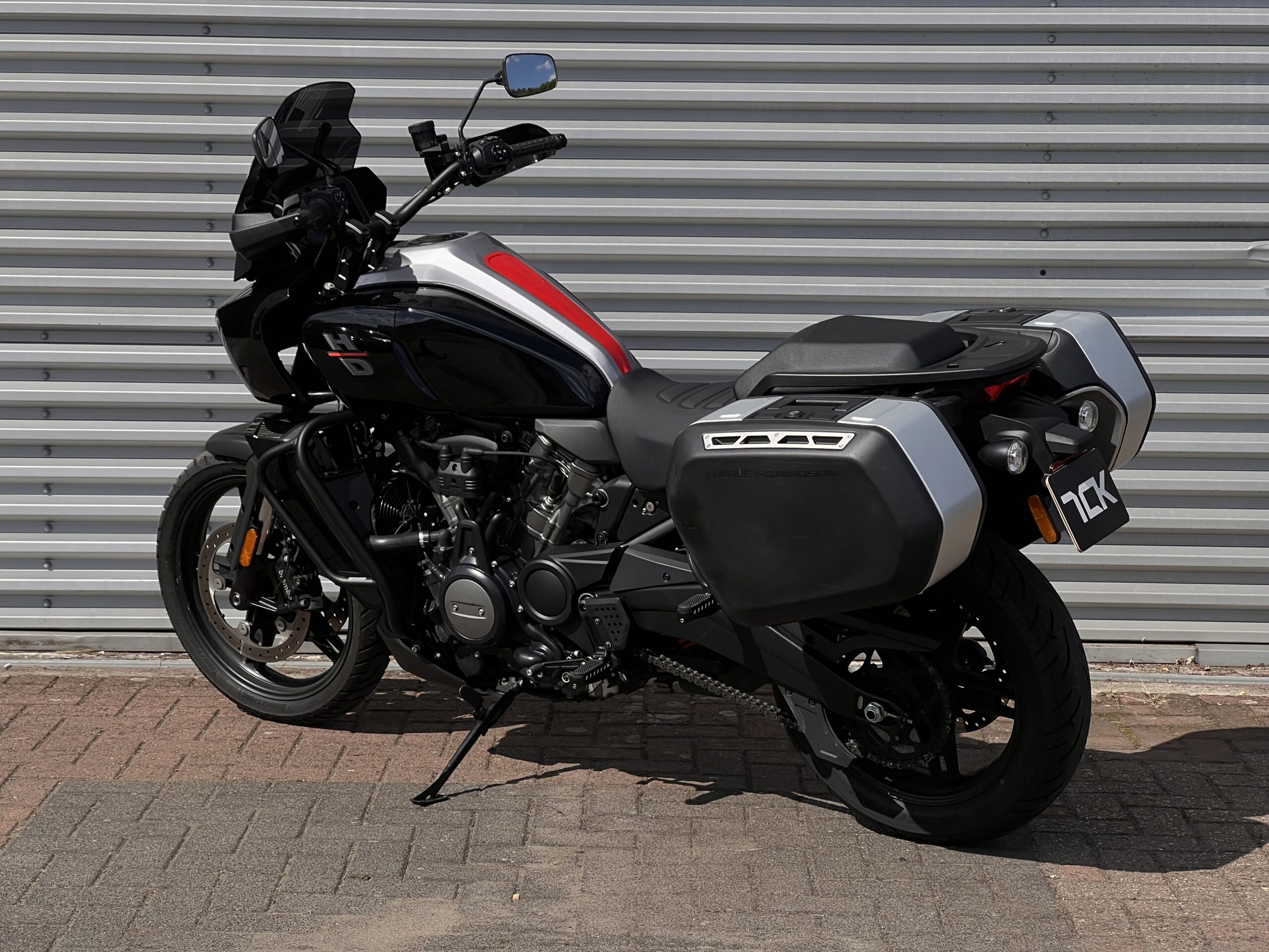 
								Harley Davidson Pan America full									