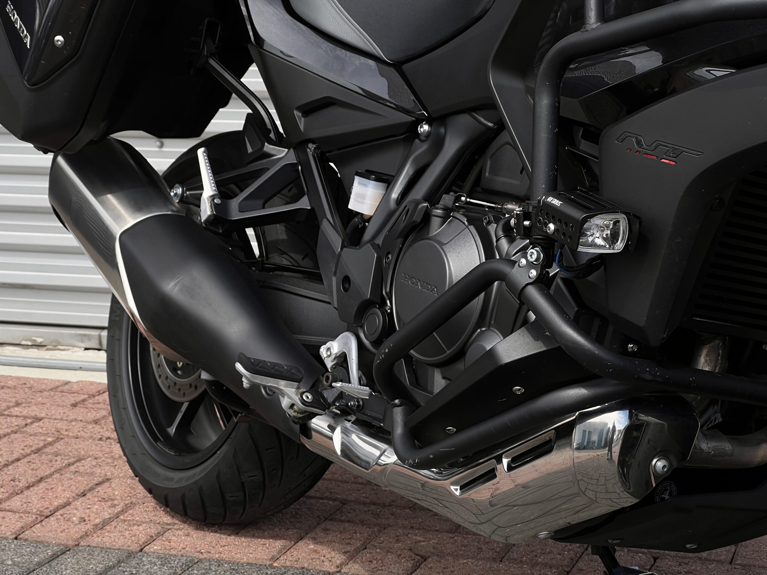 
								Honda NT 1100 A full									