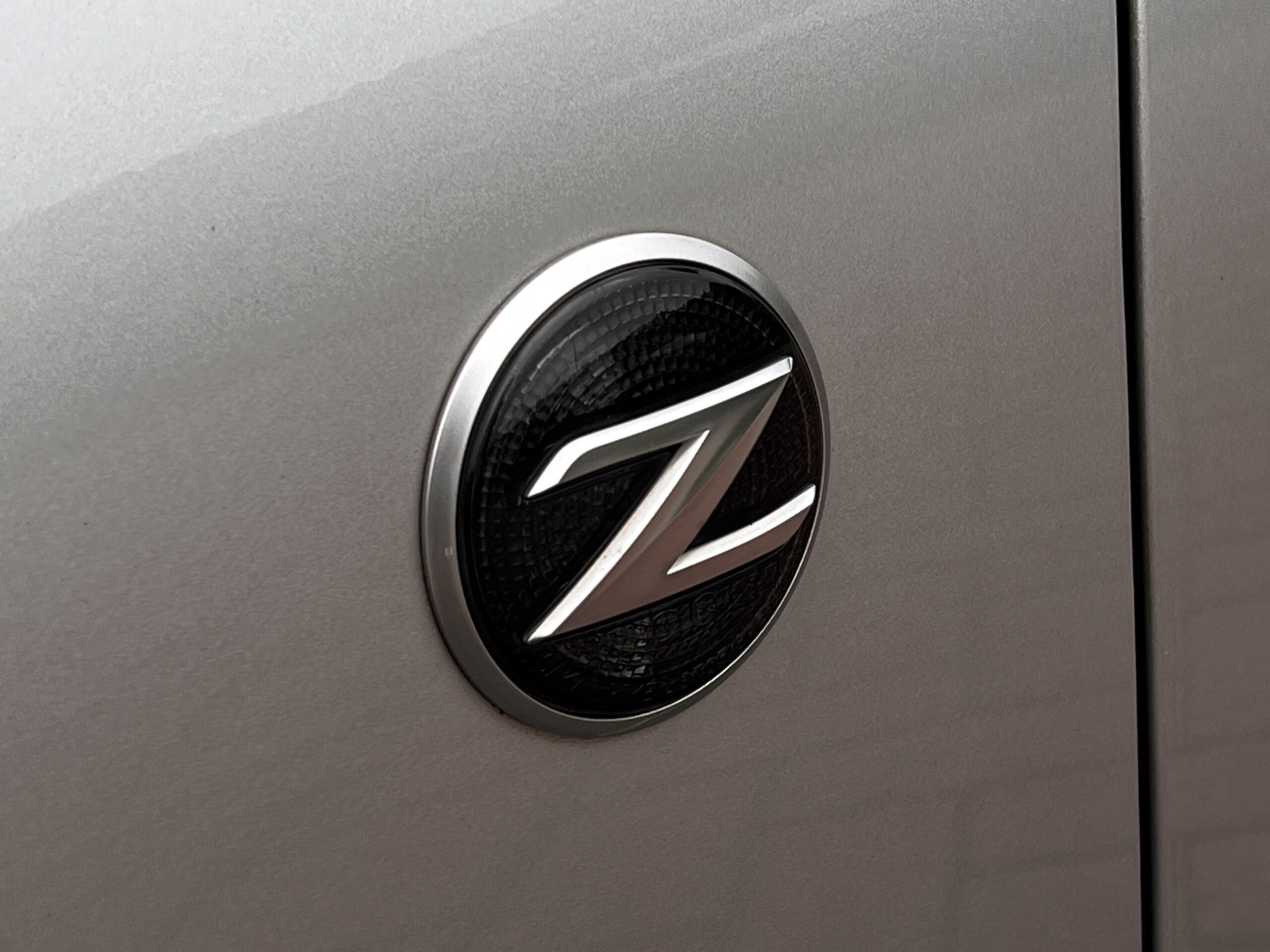 
								Nissan 370Z Grijs full									