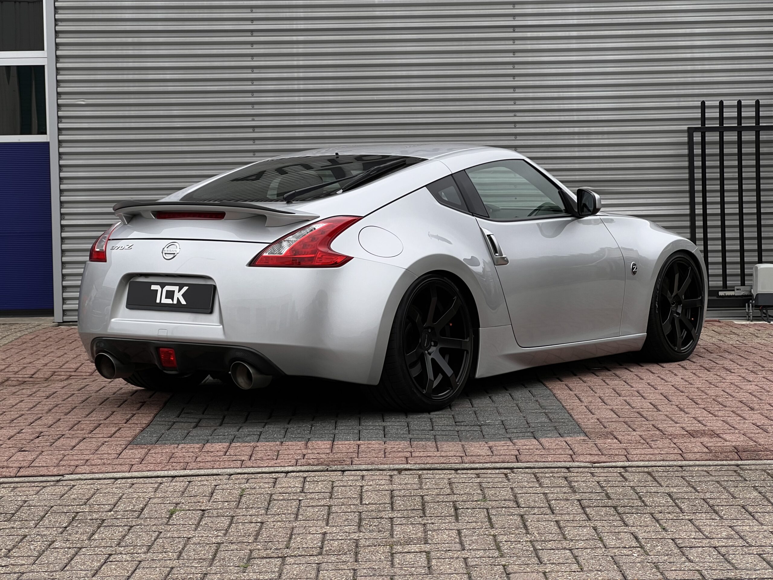 
								Nissan 370Z Grijs full									