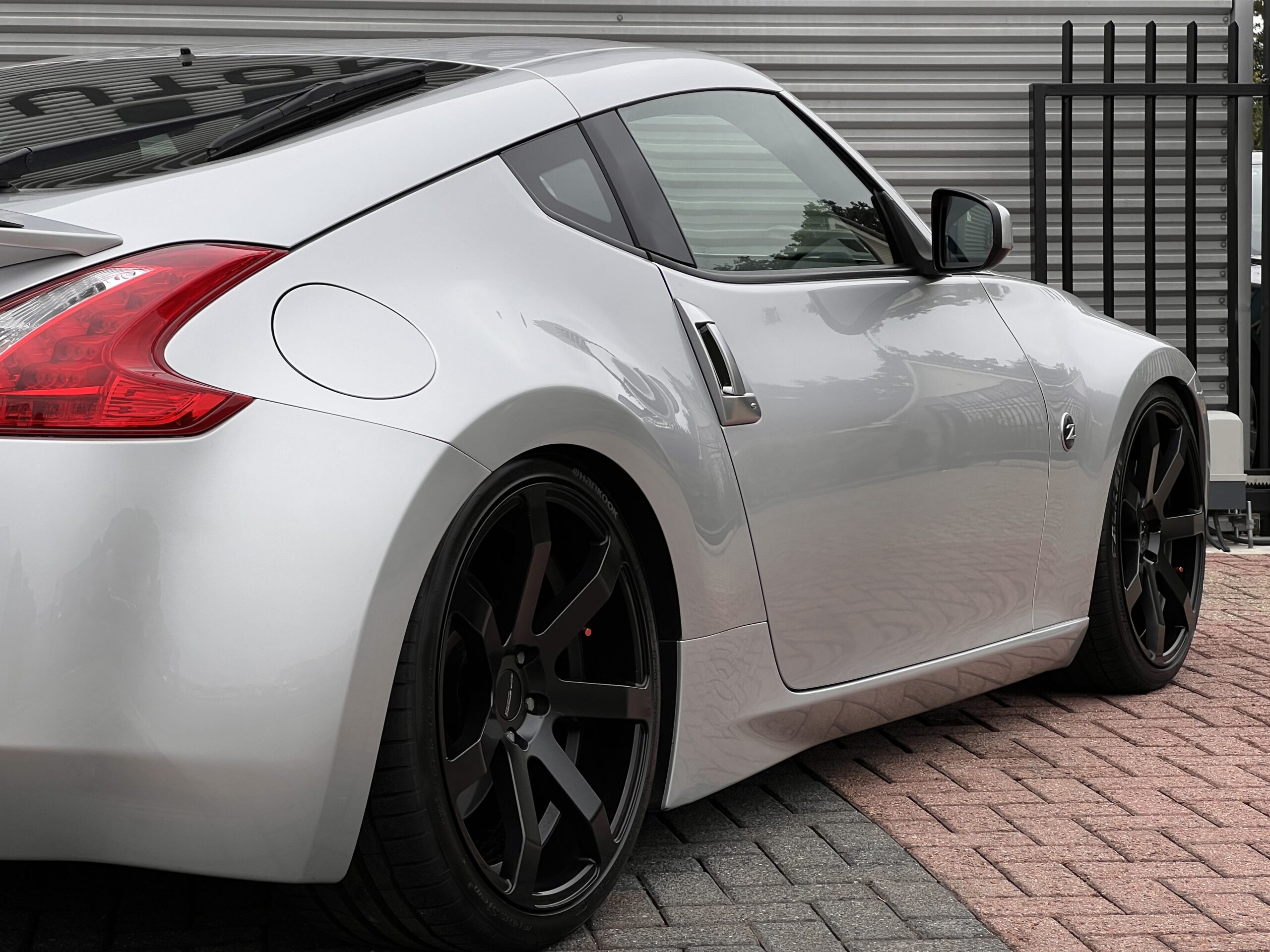 
								Nissan 370Z Grijs full									