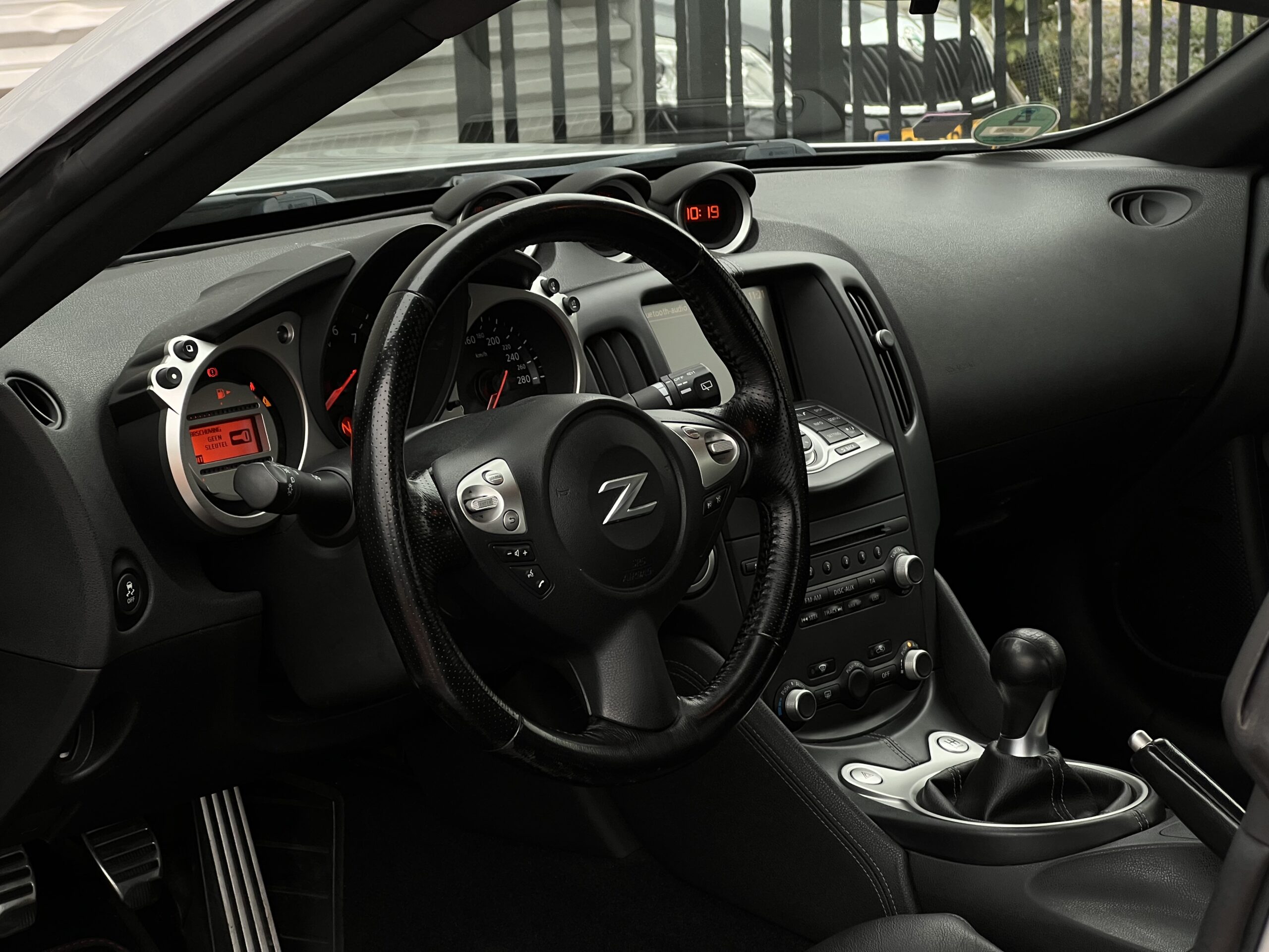 
								Nissan 370Z Grijs full									