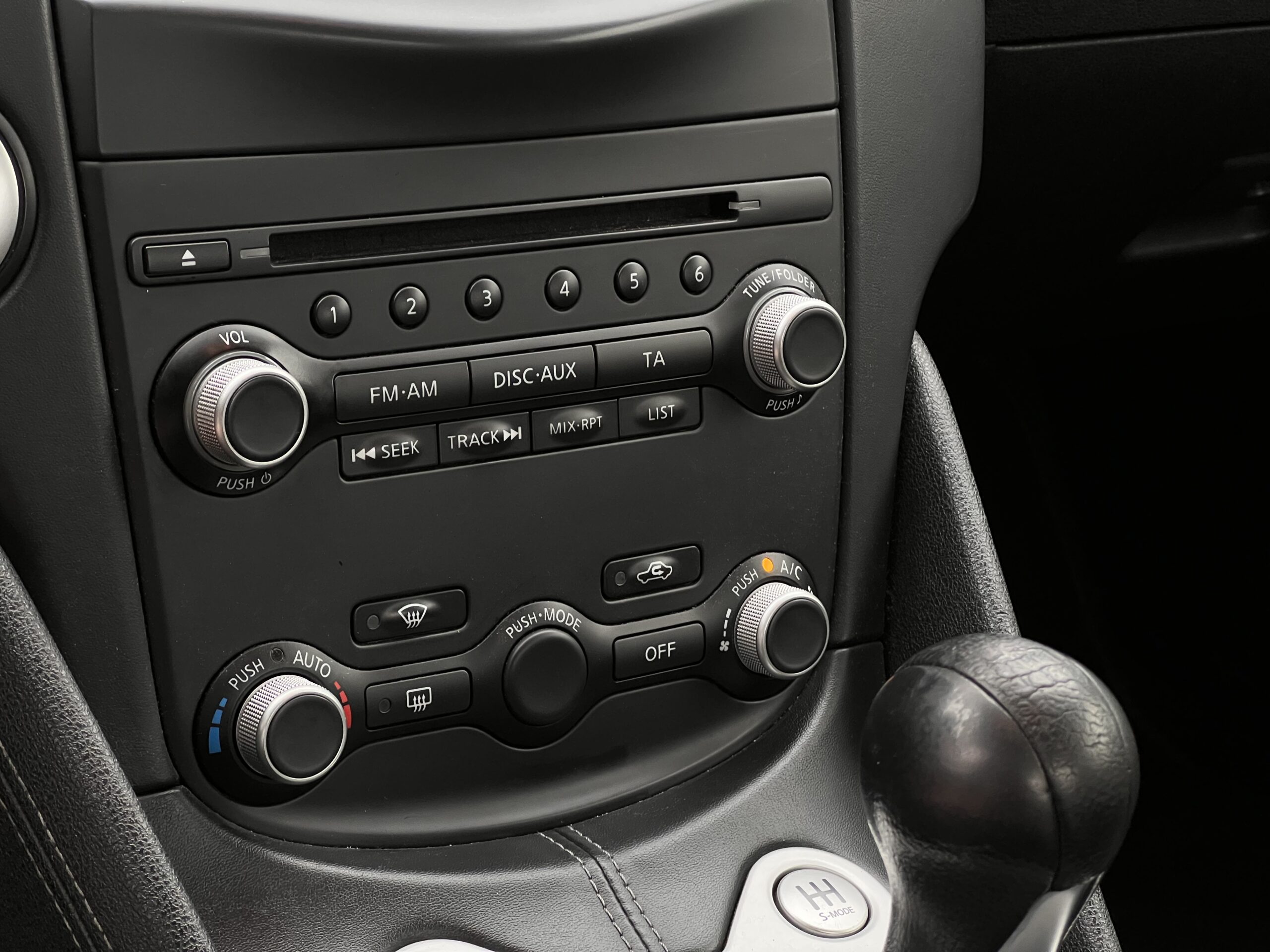 
								Nissan 370Z Grijs full									