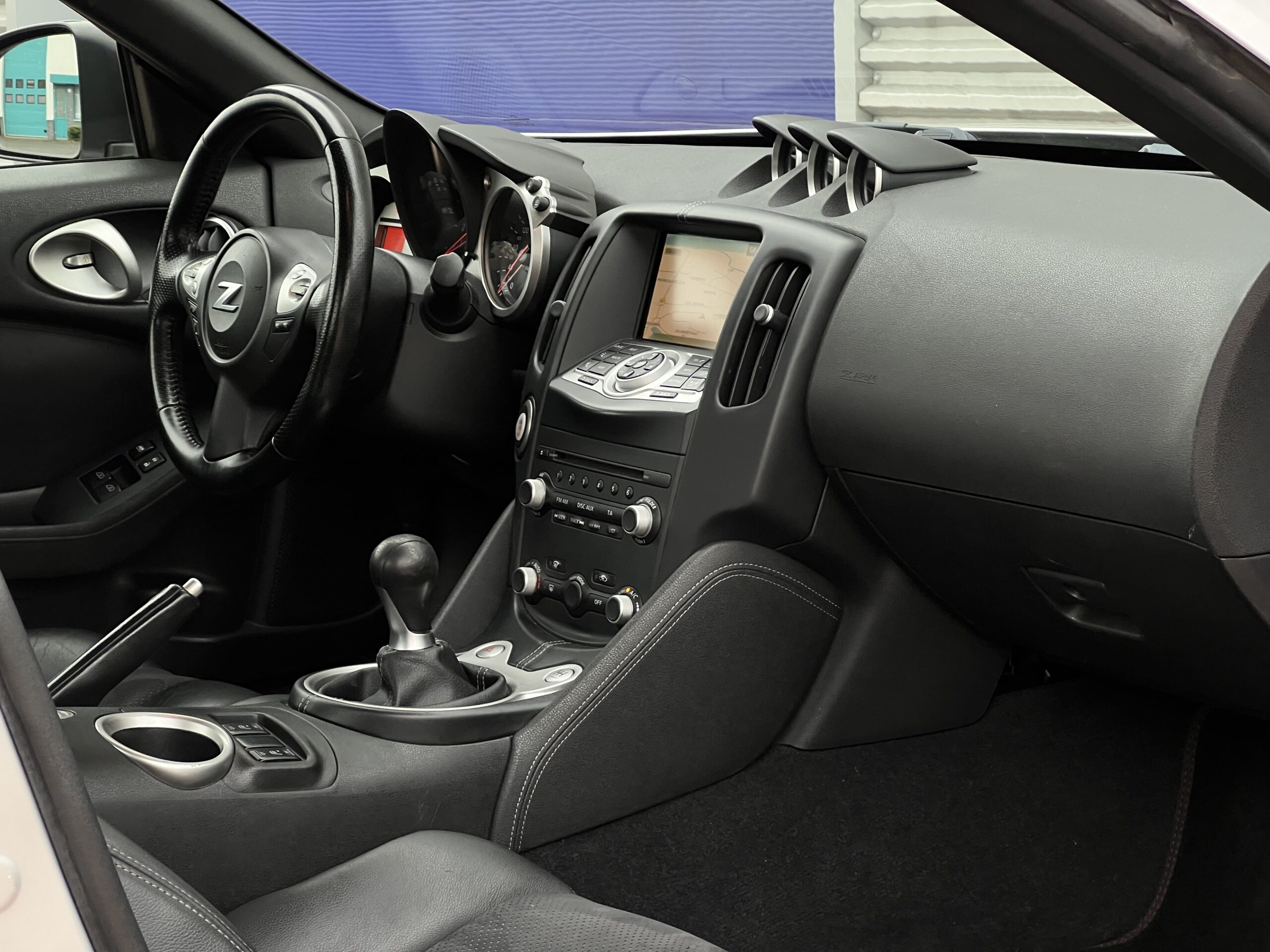 
								Nissan 370Z Grijs full									