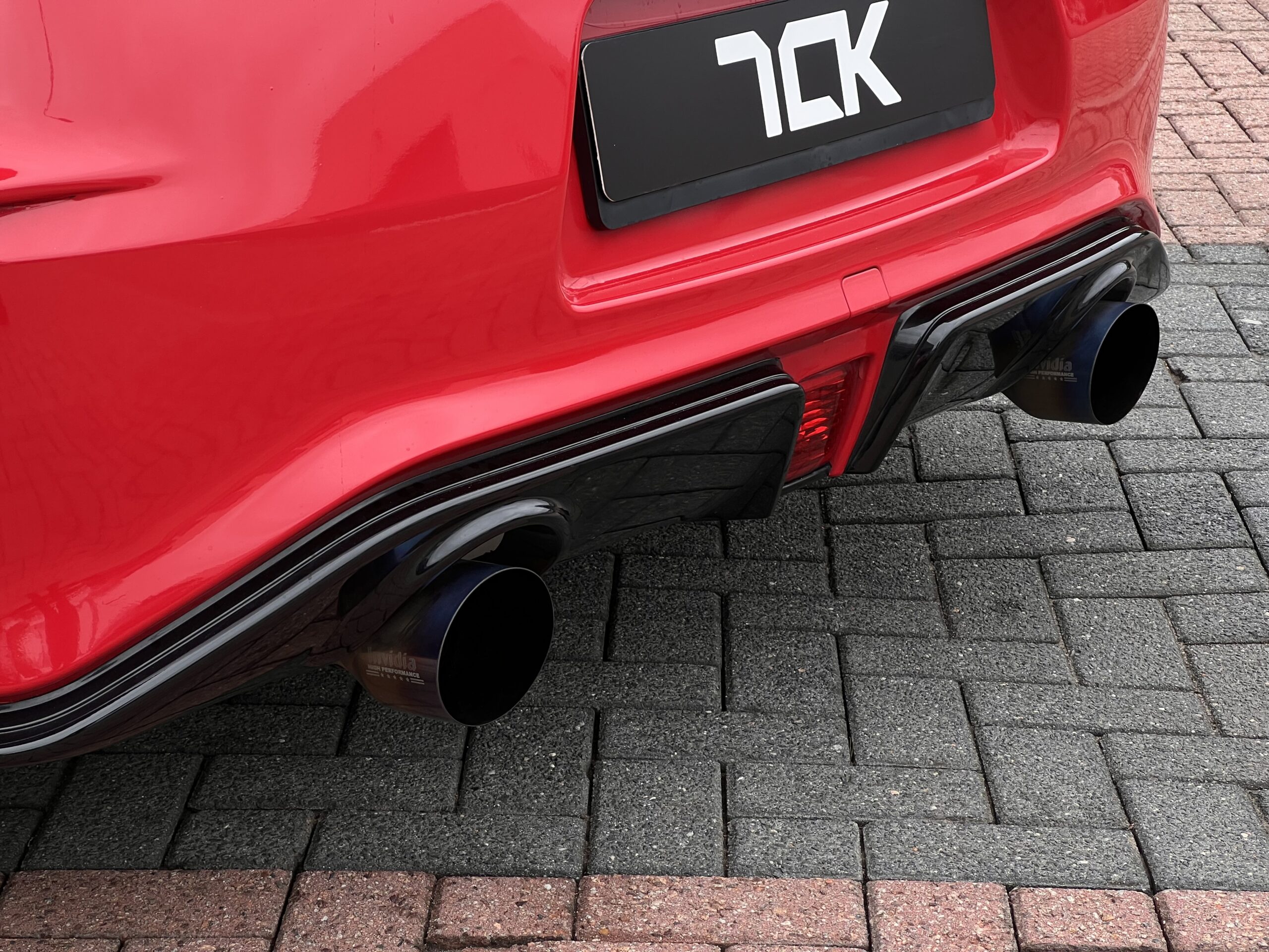 
								Nissan 370Z Nismo full									