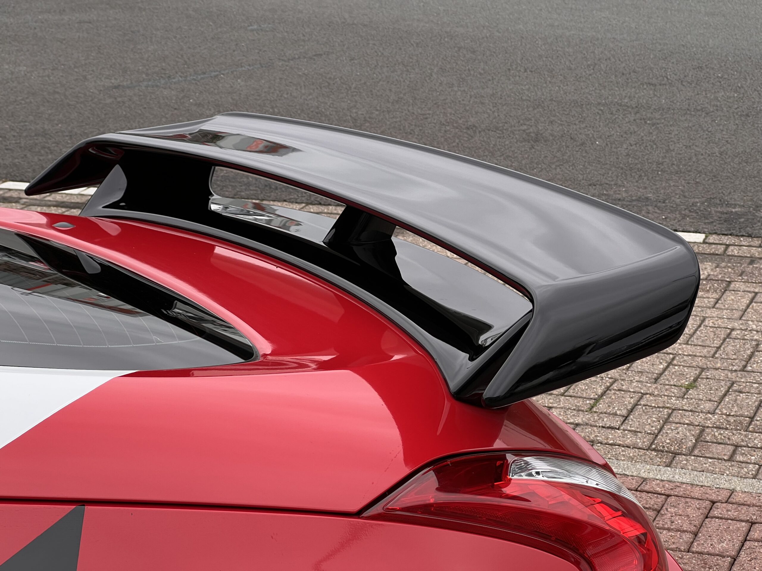 
								Nissan 370Z Nismo full									