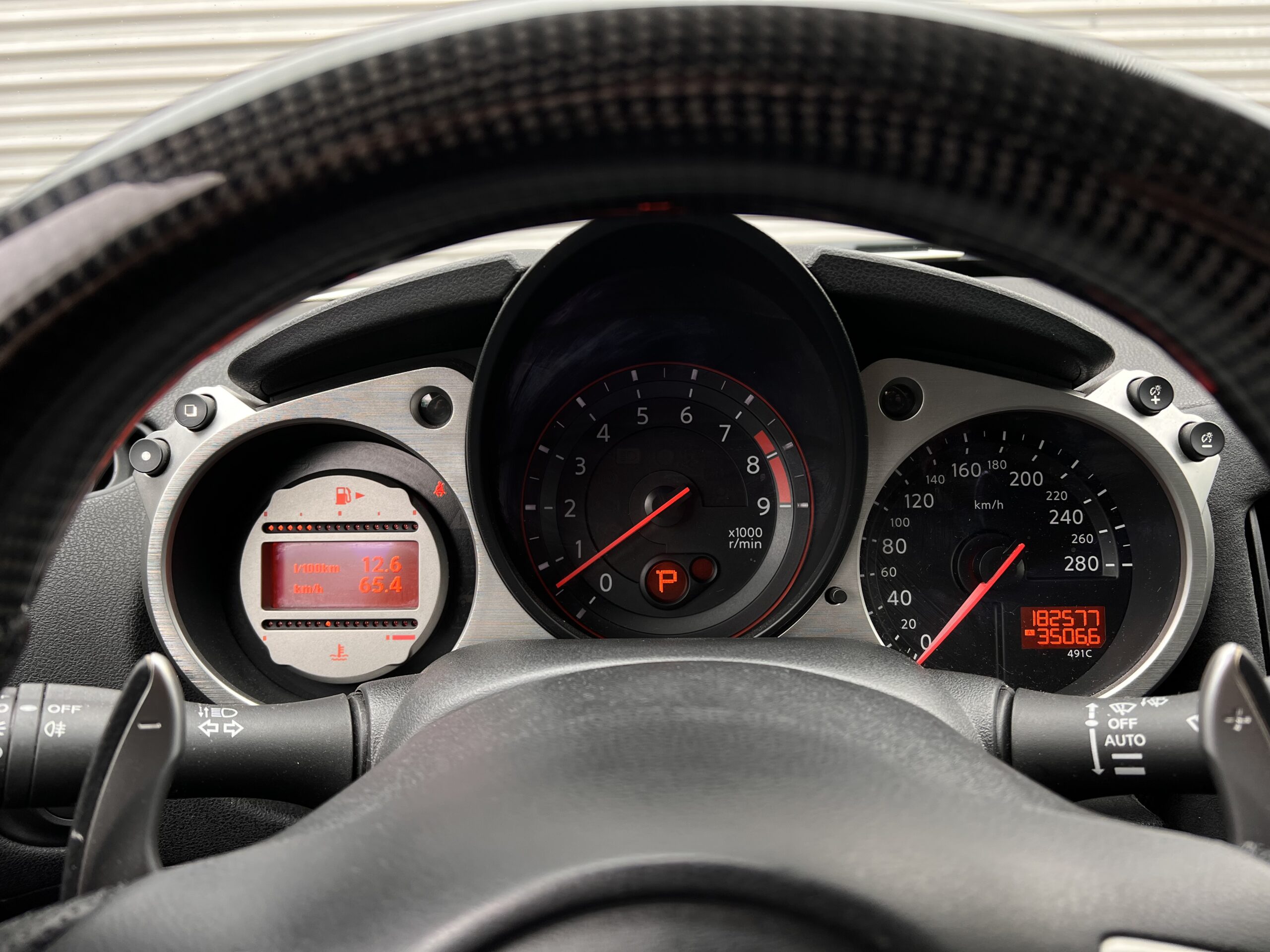 
								Nissan 370Z Nismo full									