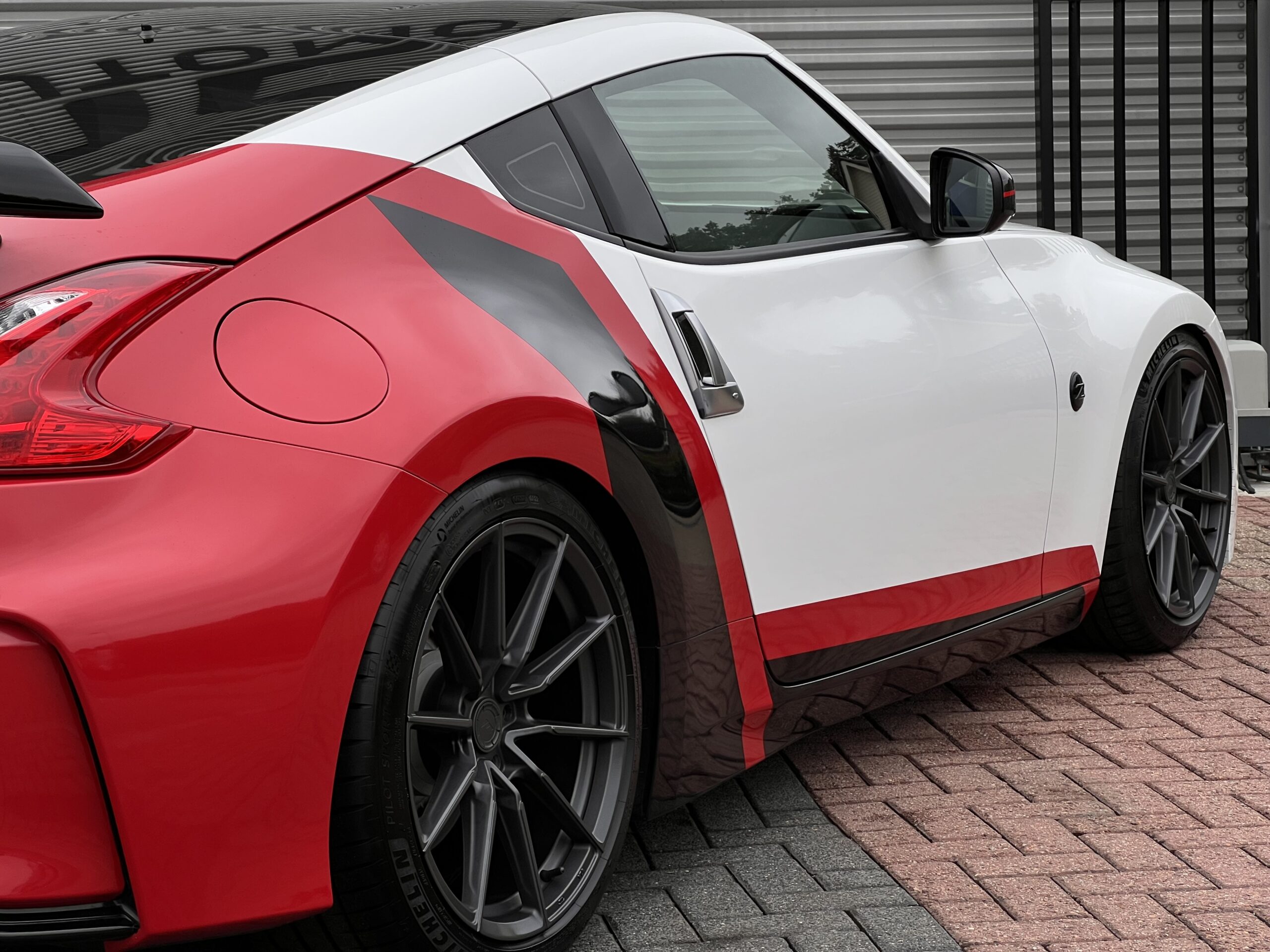 
								Nissan 370Z Nismo full									