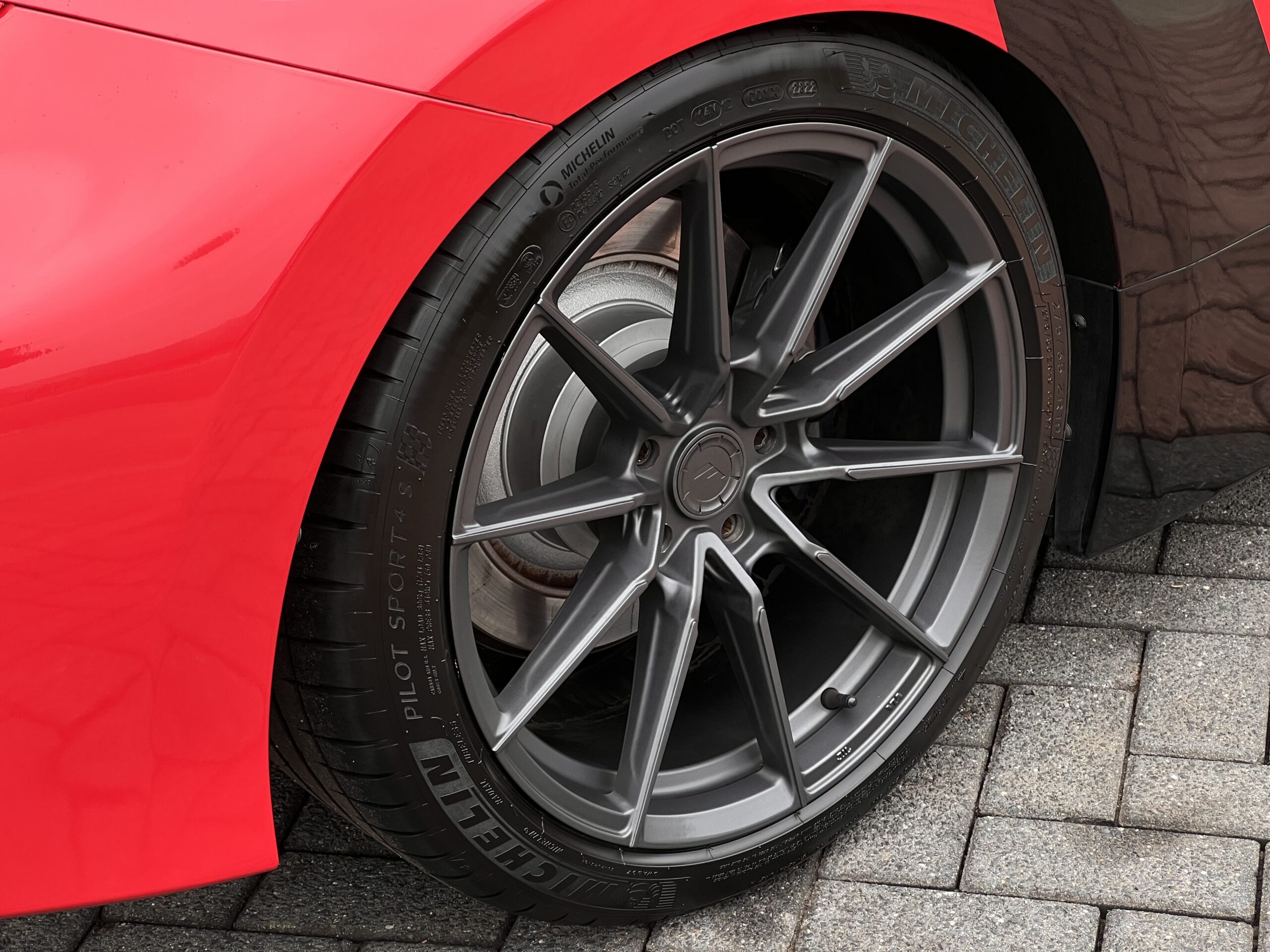 
								Nissan 370Z Nismo full									