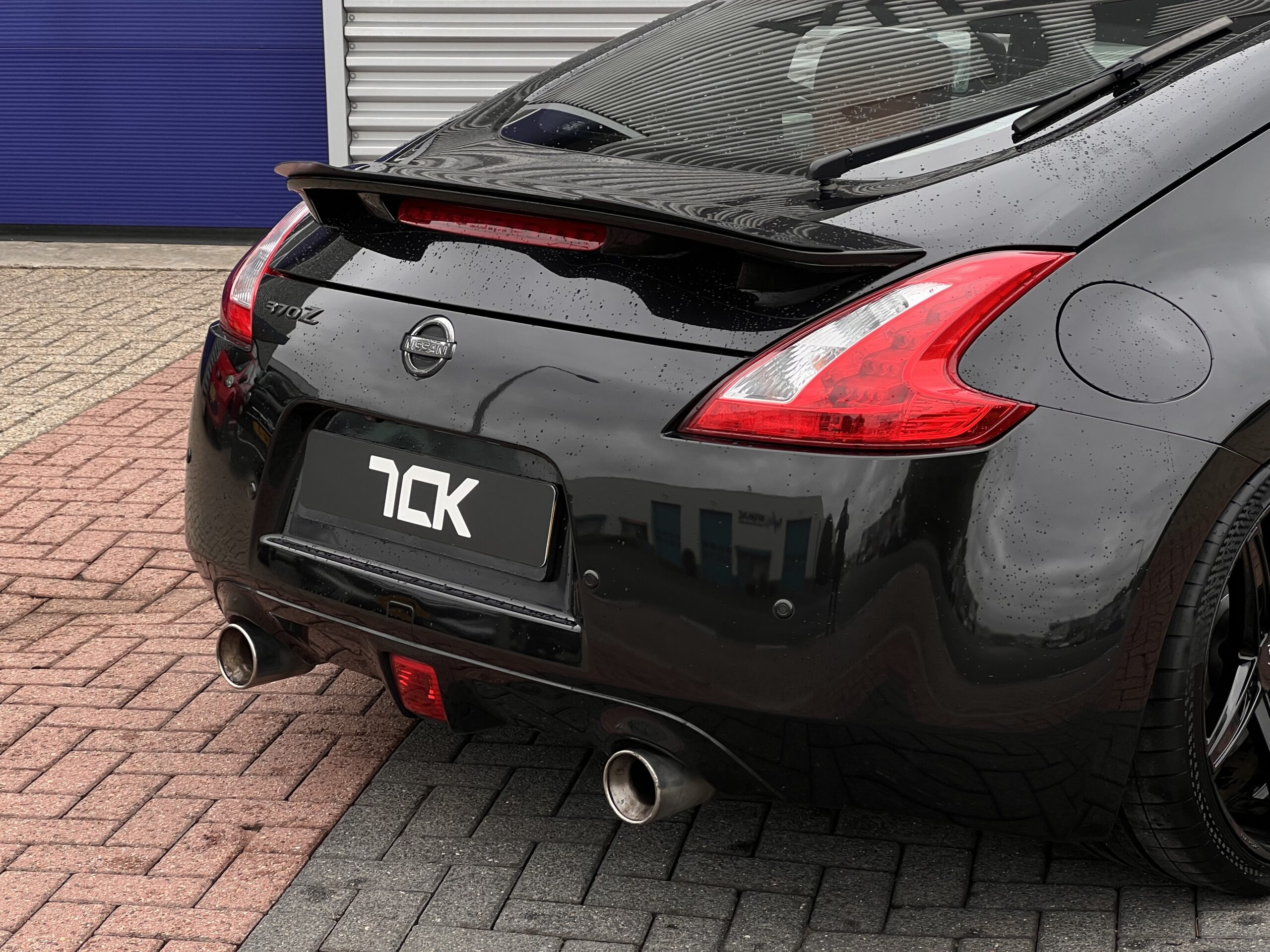 
								Nissan 370Z Zwart full									