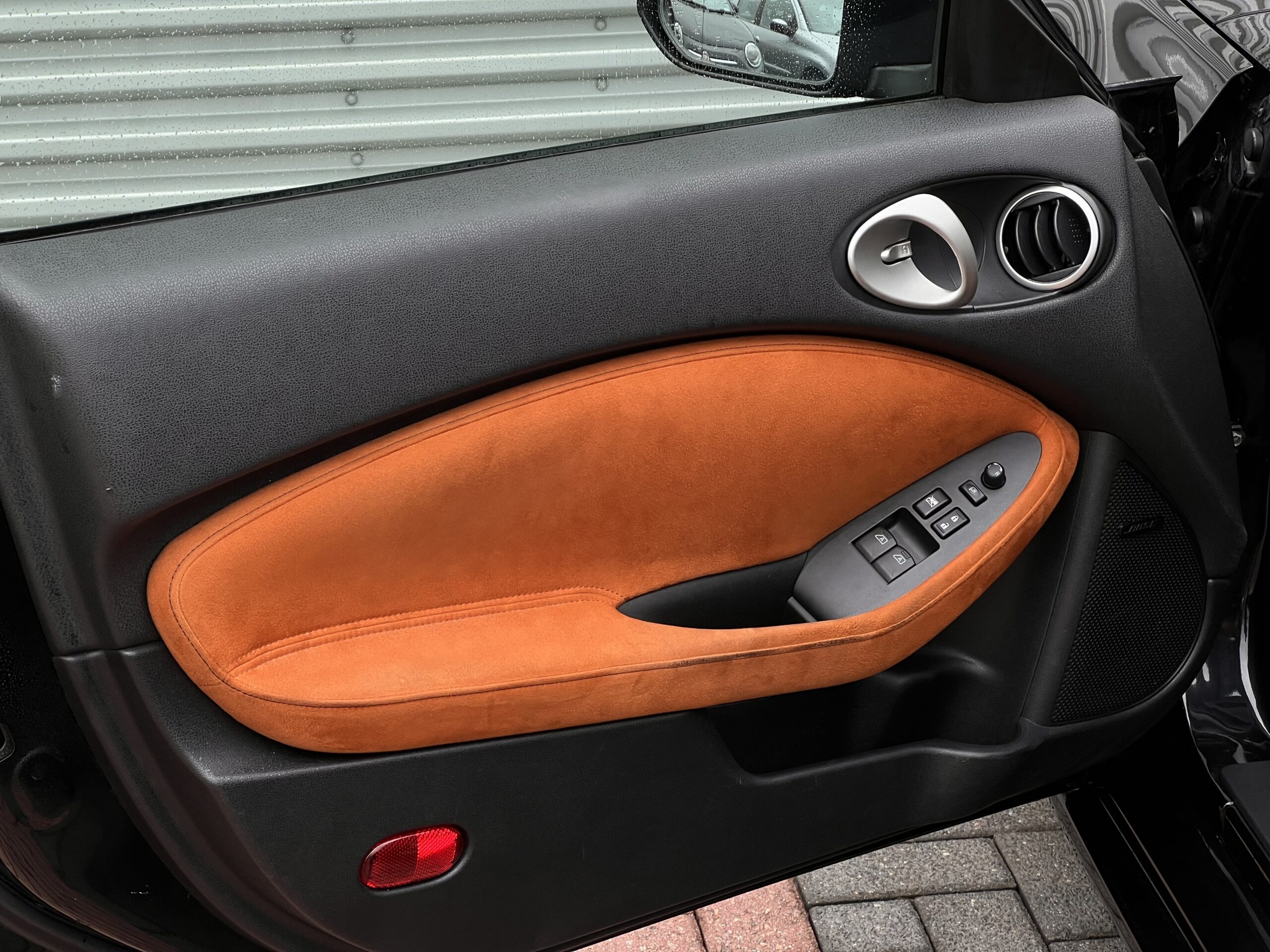 
								Nissan 370Z Zwart full									