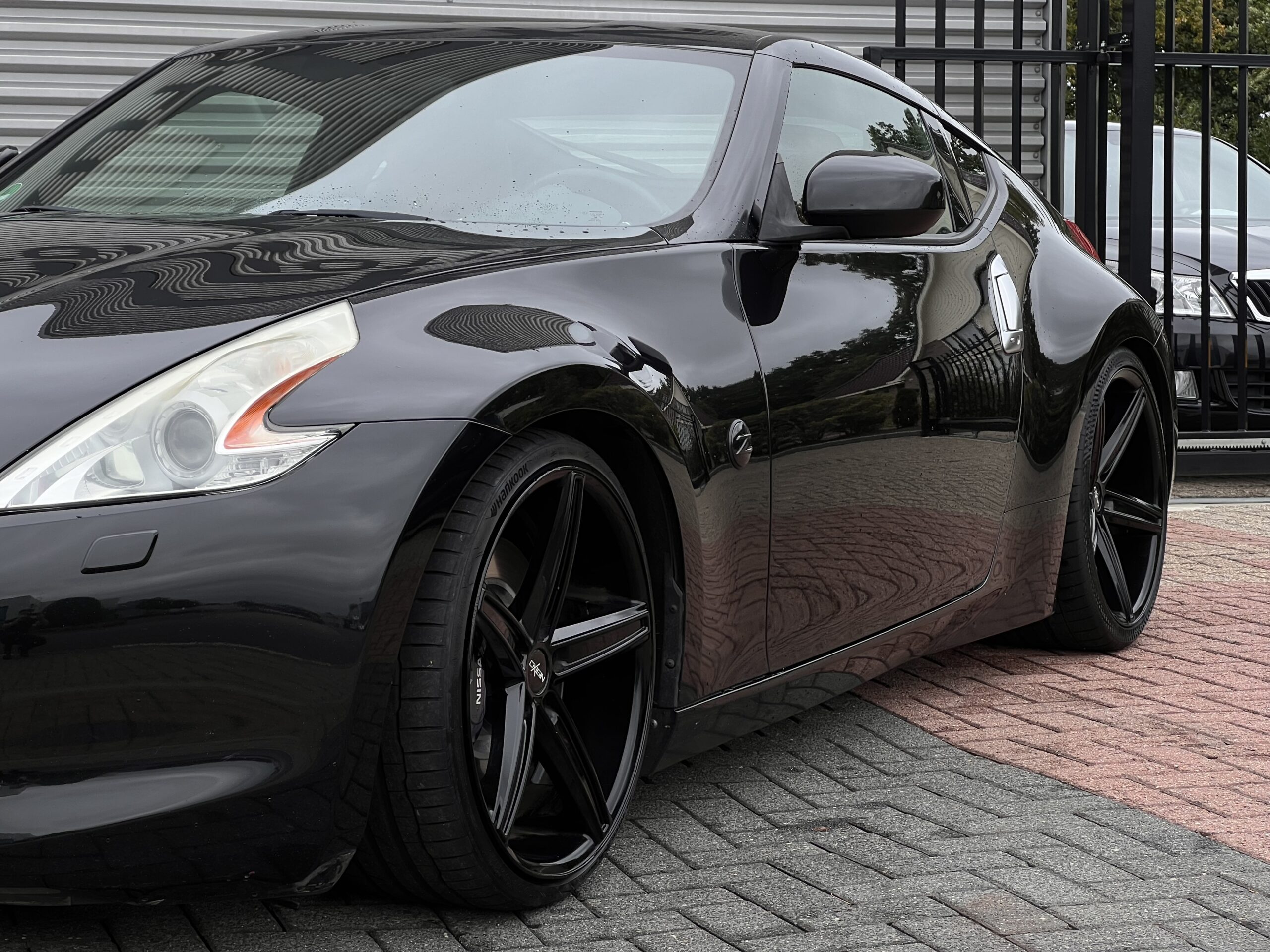 
								Nissan 370Z Zwart full									