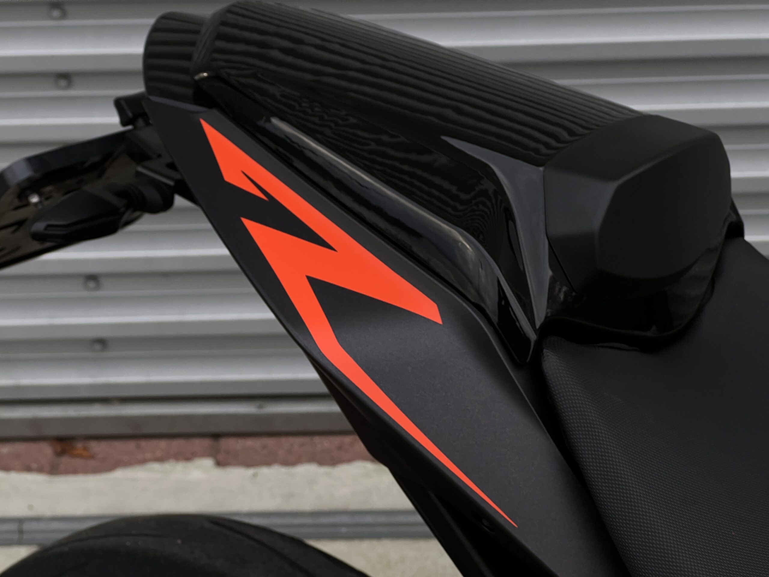 
								Superduke 1290 1st gen full									