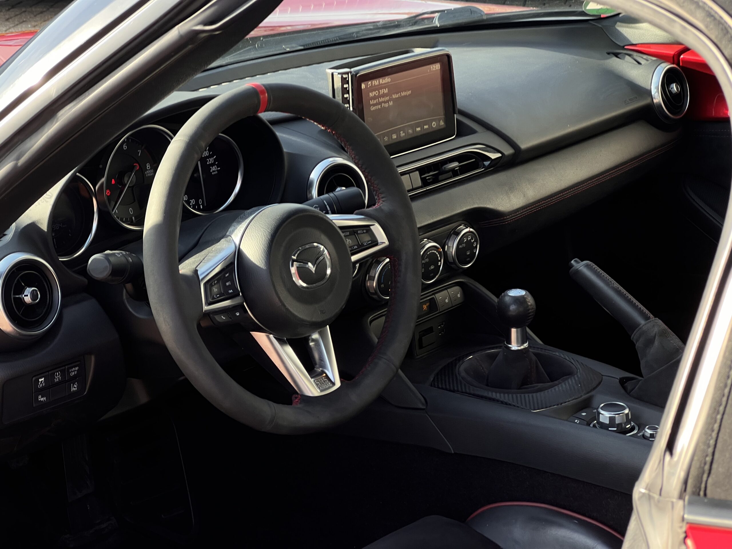
								Mazda MX-5 ND 2.0 full									